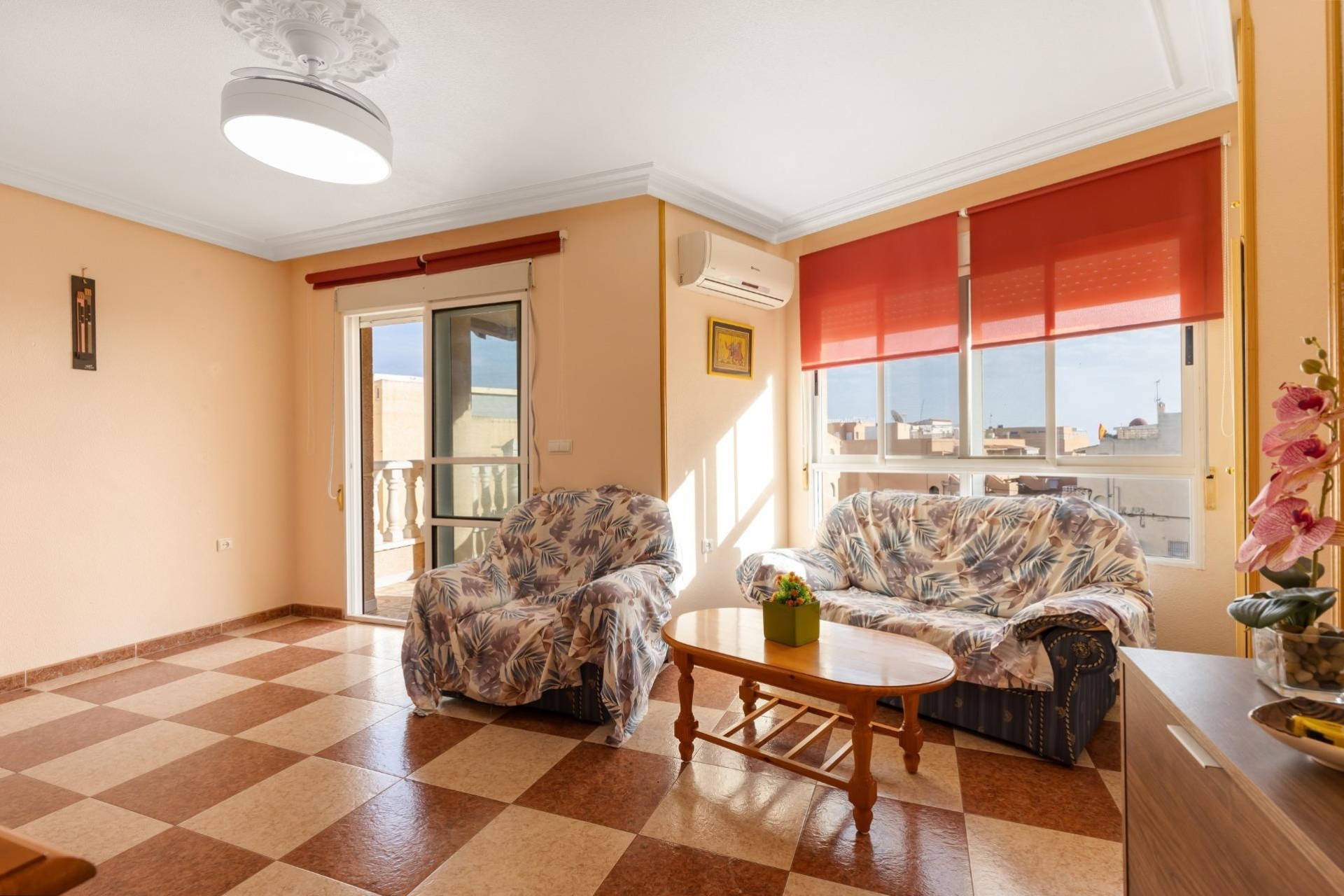 Sprzedaż - Apartament / Mieszkanie -
Torrevieja - La Mata