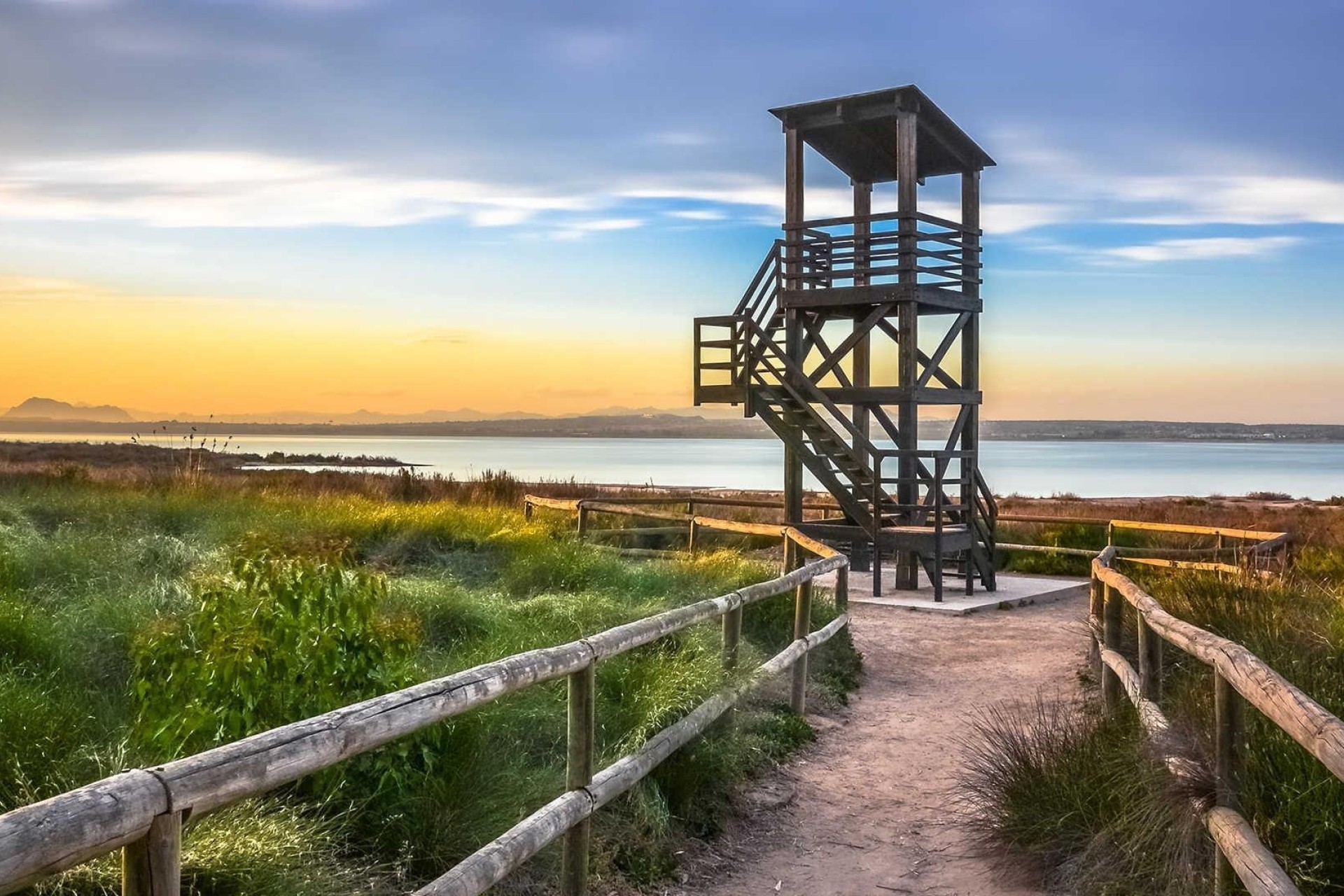 Sprzedaż - Apartament / Mieszkanie -
Torrevieja - La Mata