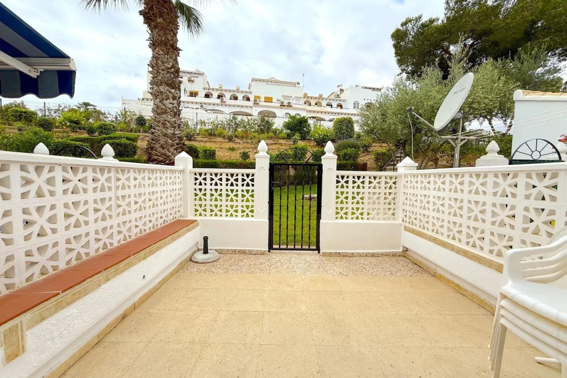 Sprzedaż - Apartament / Mieszkanie -
Torrevieja - La Mata
