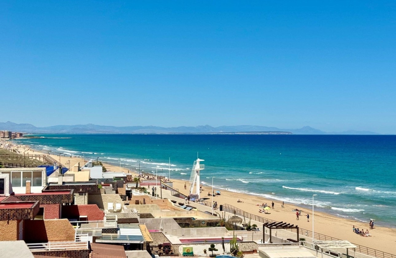 Sprzedaż - Apartament / Mieszkanie -
Torrevieja - La Mata