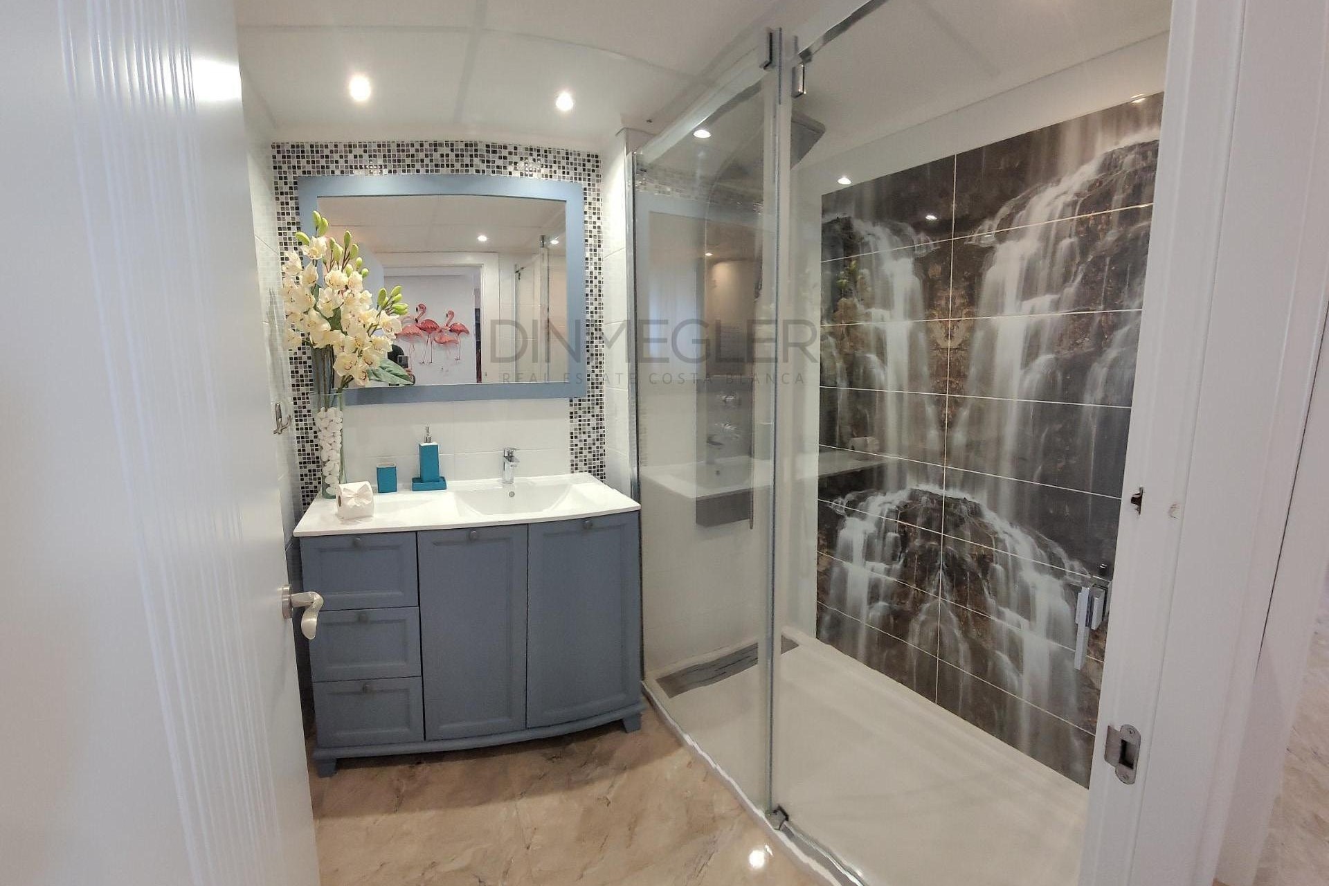 Sprzedaż - Apartament / Mieszkanie -
Torrevieja - La Mata