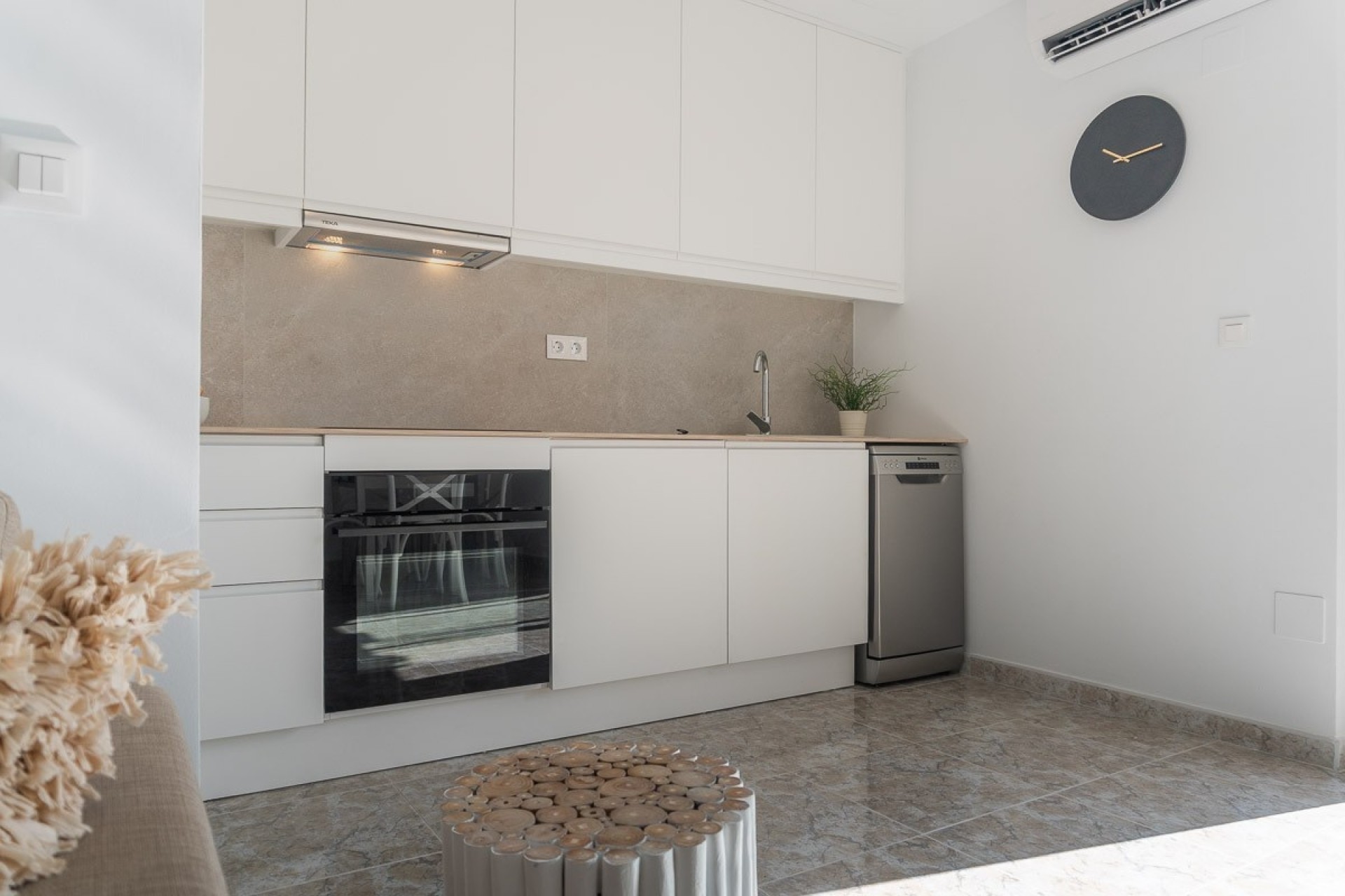 Sprzedaż - Apartament / Mieszkanie -
Torrevieja - La Mata