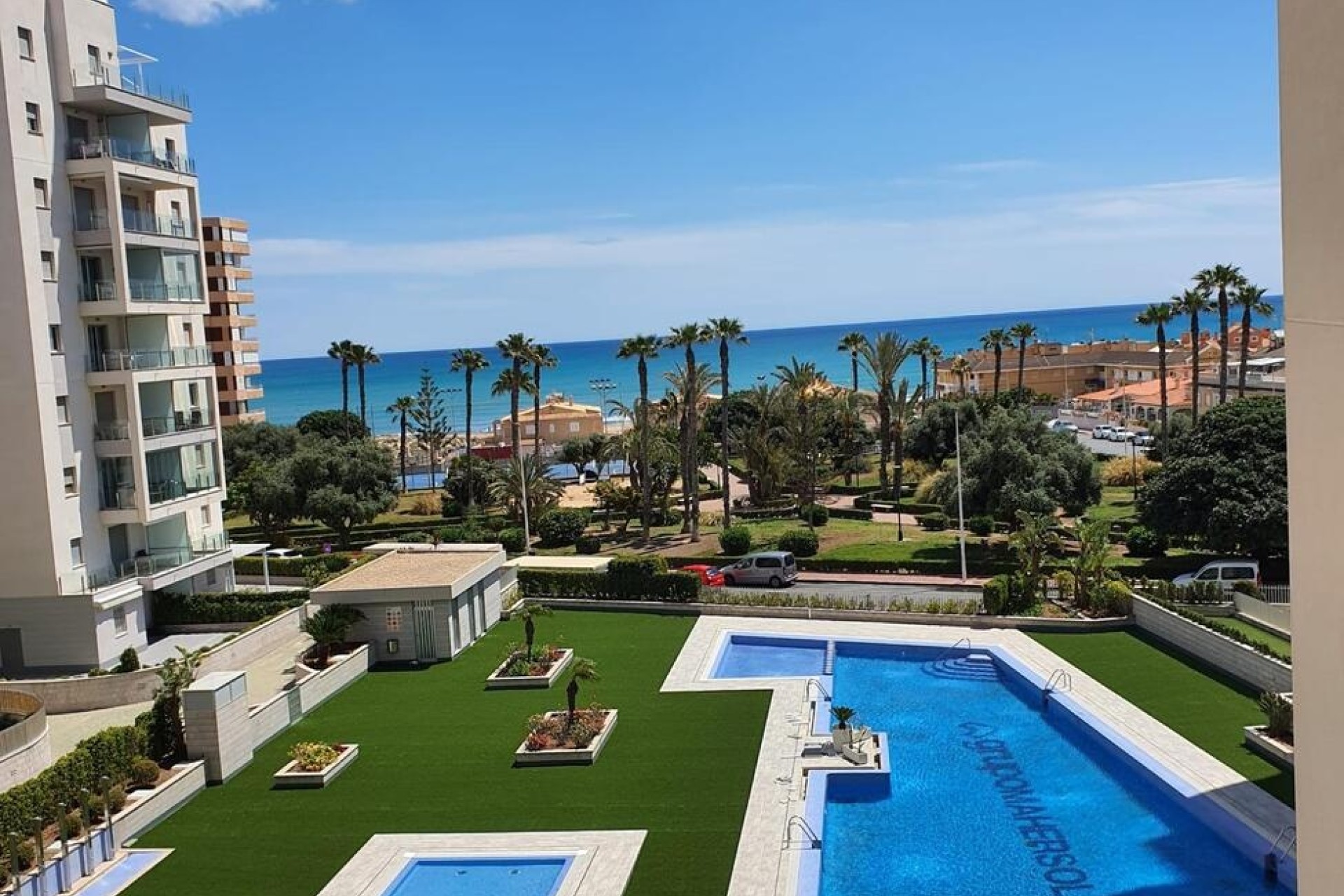 Sprzedaż - Apartament / Mieszkanie -
Torrevieja - La Mata