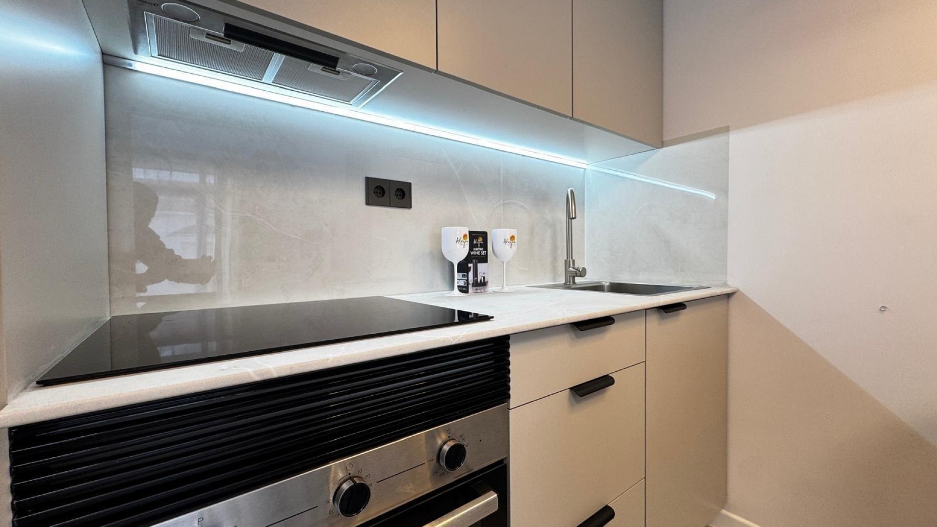 Sprzedaż - Apartament mieszkanie -
Torrevieja - La Siesta - El Salado - Torreta