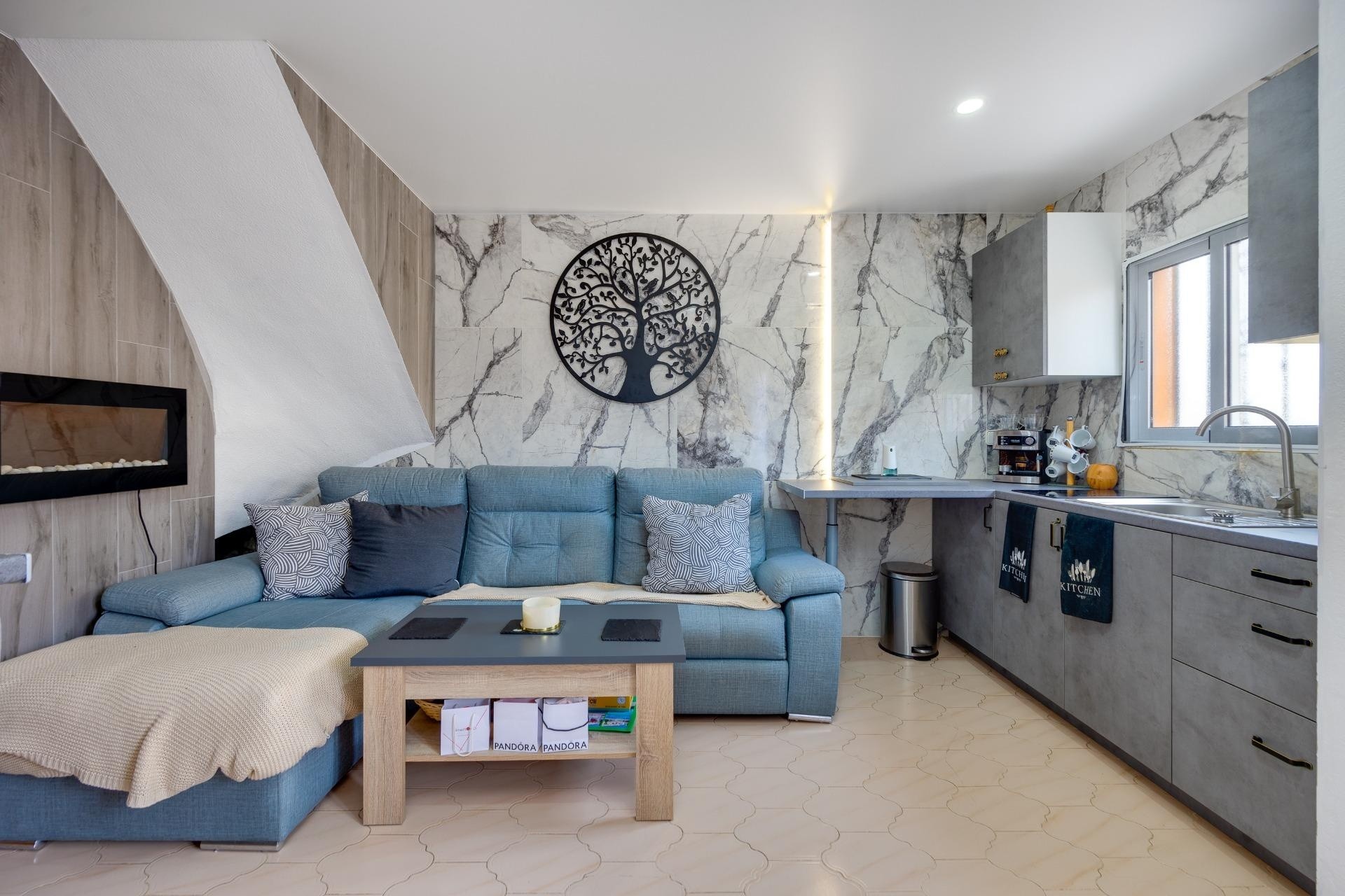 Sprzedaż - Apartament / Mieszkanie -
Torrevieja - La Siesta - El Salado - Torreta