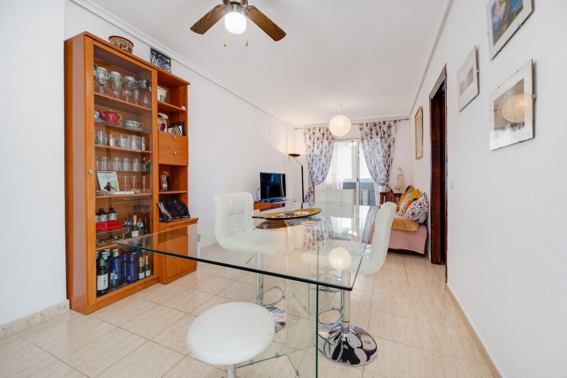 Sprzedaż - Apartament / Mieszkanie -
Torrevieja - La Siesta - El Salado - Torreta