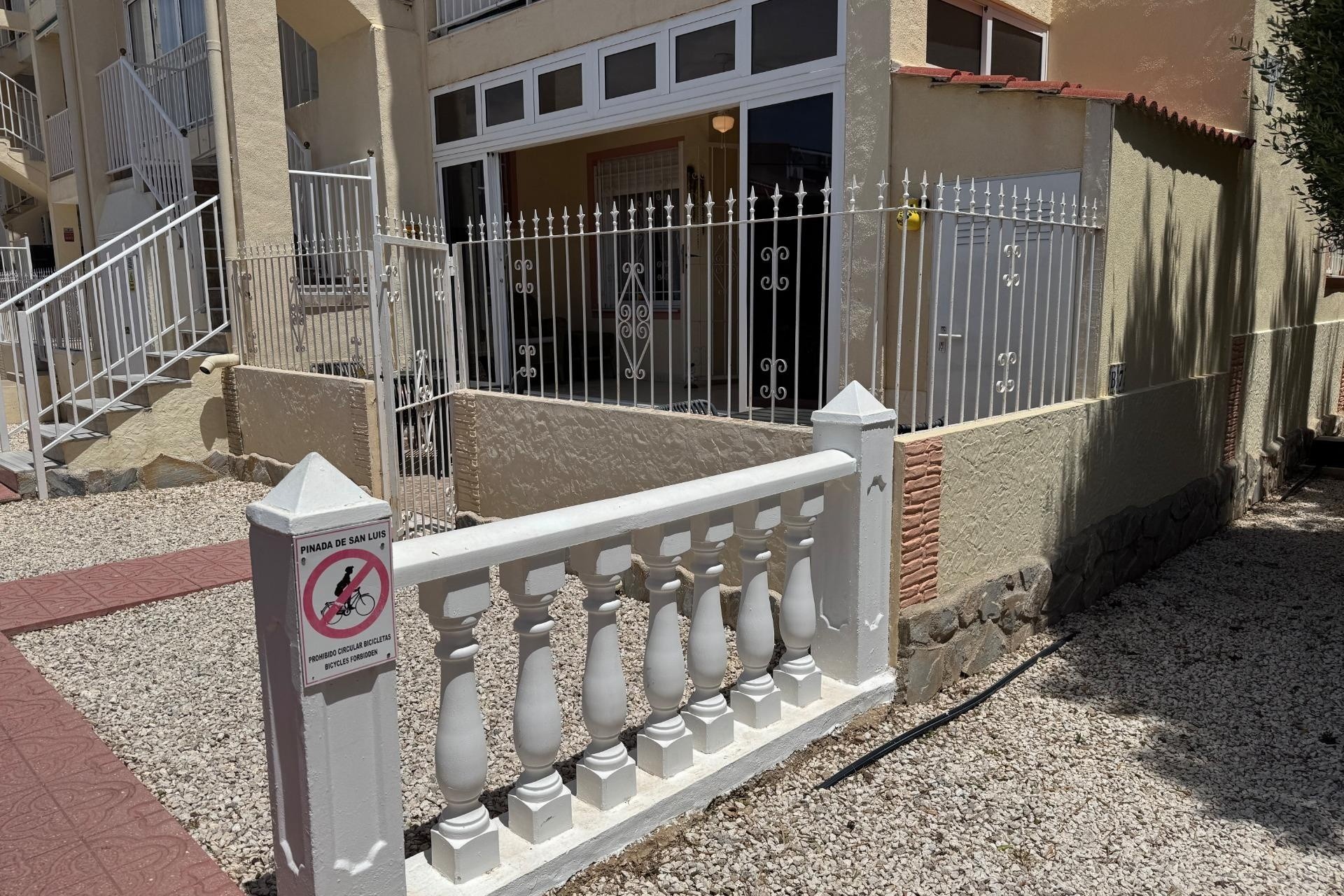 Sprzedaż - Apartament / Mieszkanie -
Torrevieja - La Siesta - El Salado - Torreta