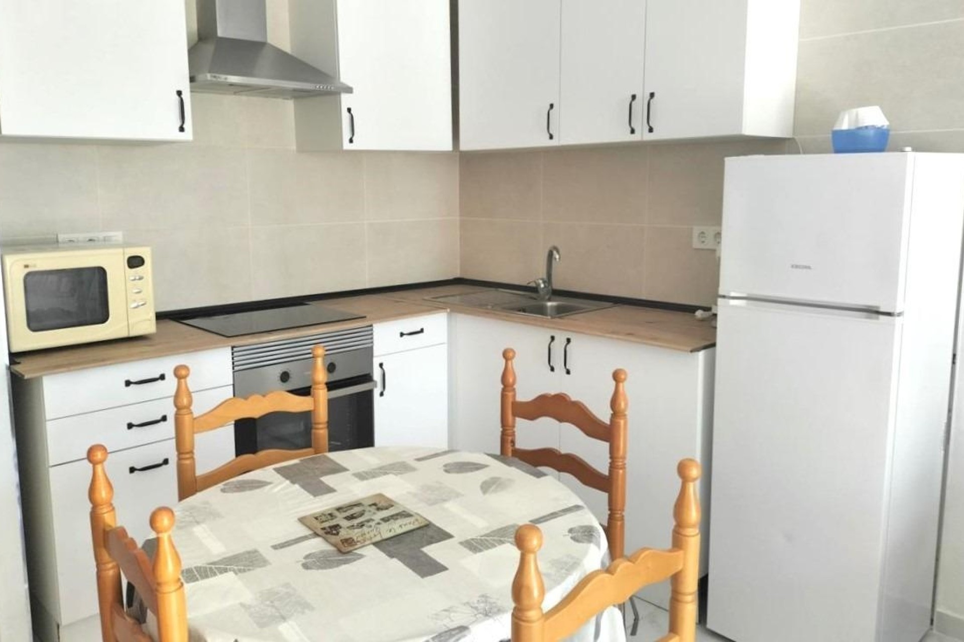 Sprzedaż - Apartament / Mieszkanie -
Torrevieja - La Siesta - El Salado - Torreta