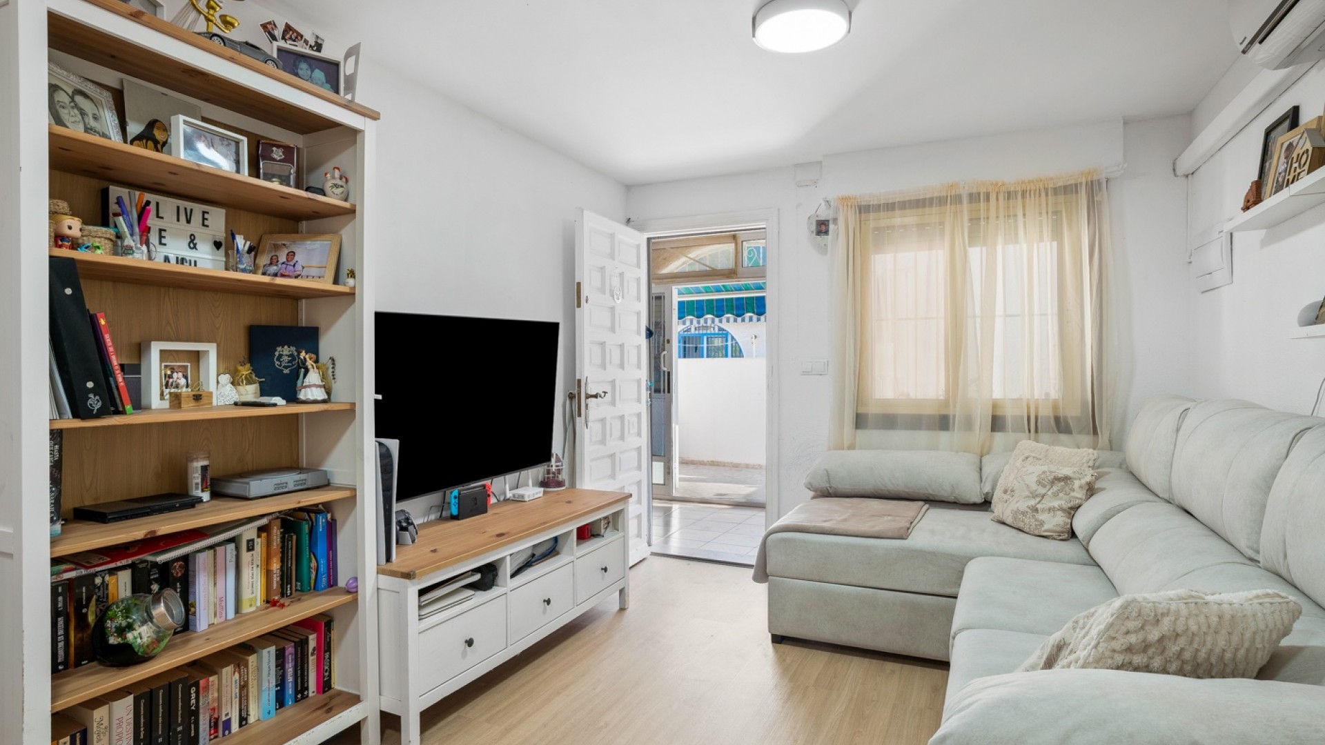 Sprzedaż - Apartament mieszkanie -
Torrevieja - La Siesta