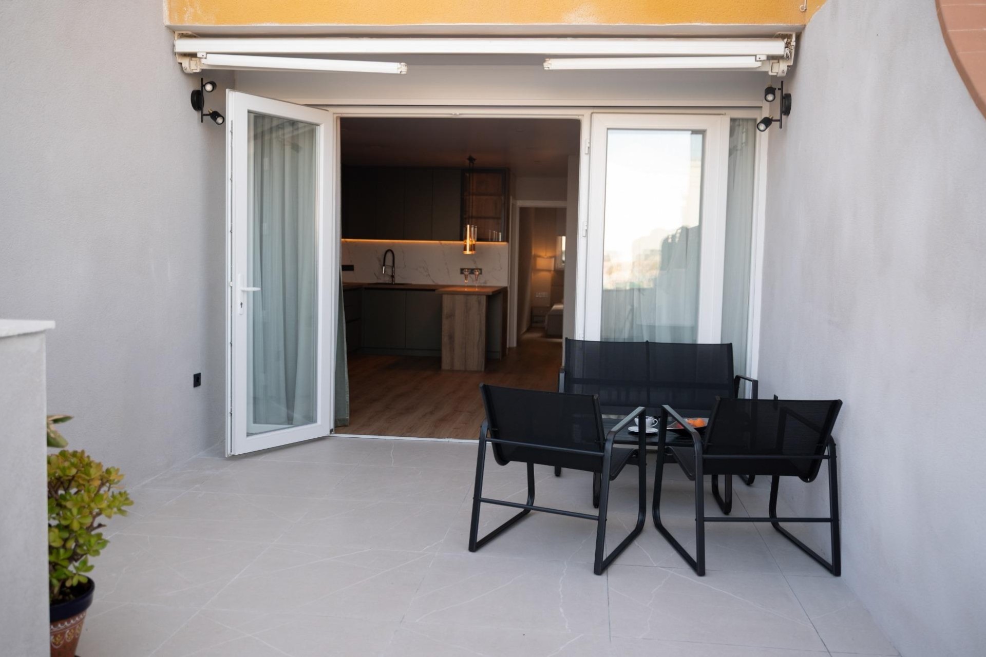 Sprzedaż - Apartament / Mieszkanie -
Torrevieja - La veleta