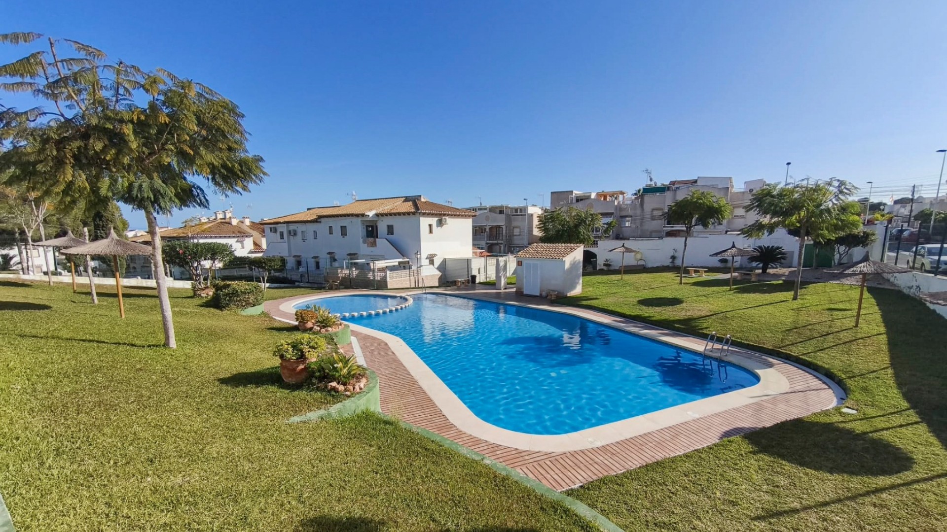 Sprzedaż - Apartament mieszkanie -
Torrevieja - Lago jardin