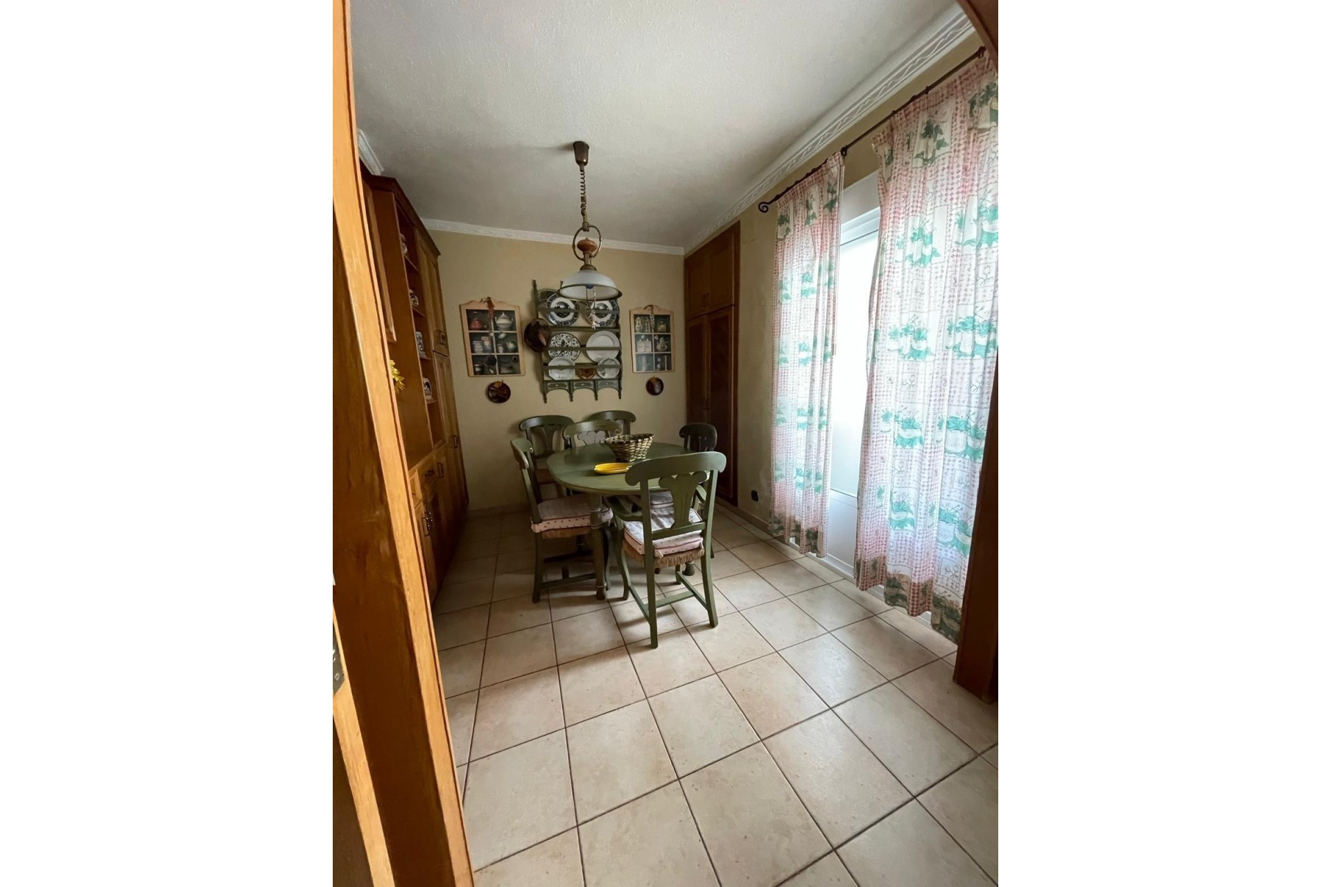 Sprzedaż - Apartament / Mieszkanie -
Torrevieja - Las Piscinas Naturales