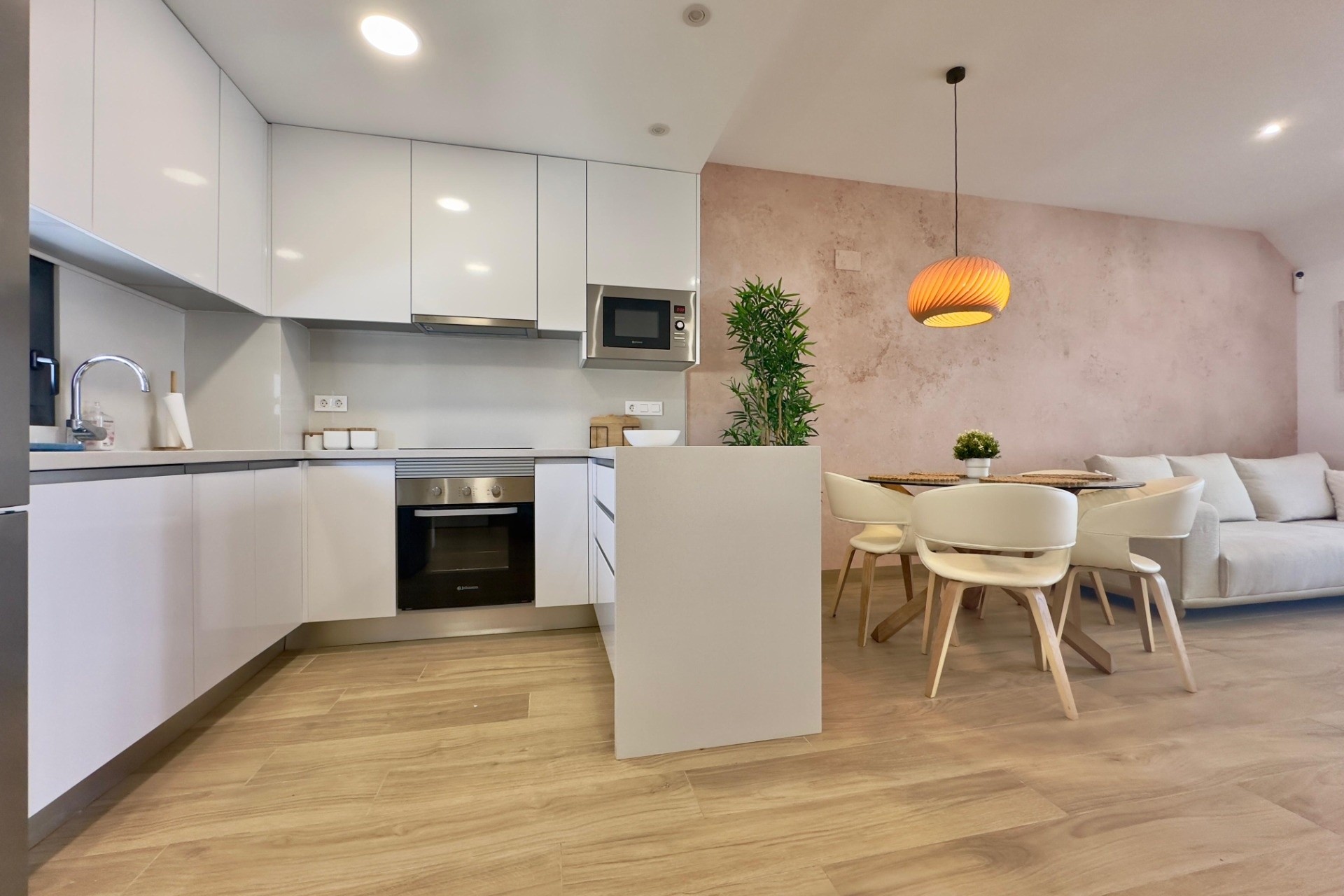 Sprzedaż - Apartament / Mieszkanie -
Torrevieja - Los balcones