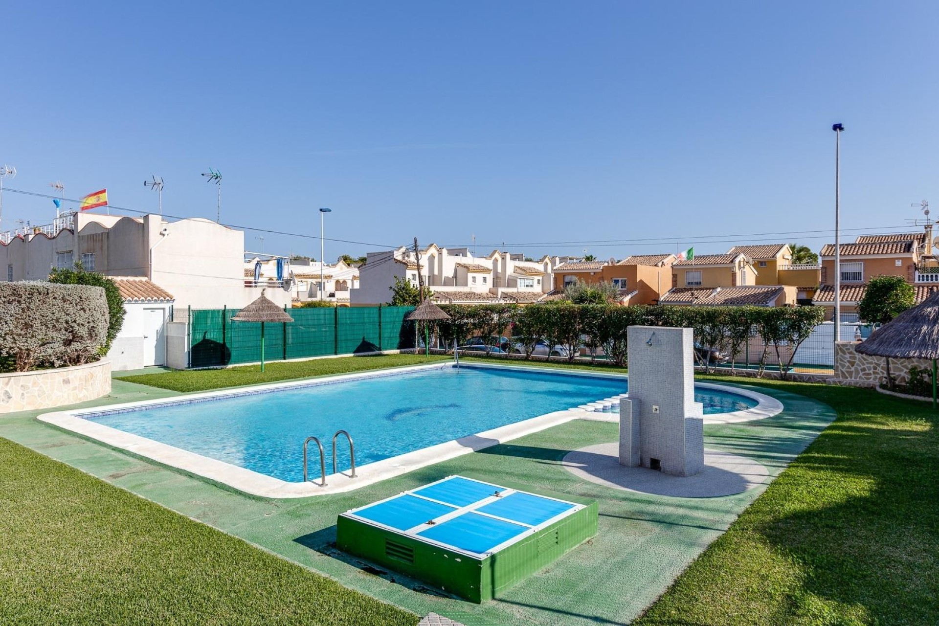 Sprzedaż - Apartament / Mieszkanie -
Torrevieja - Los Balcones