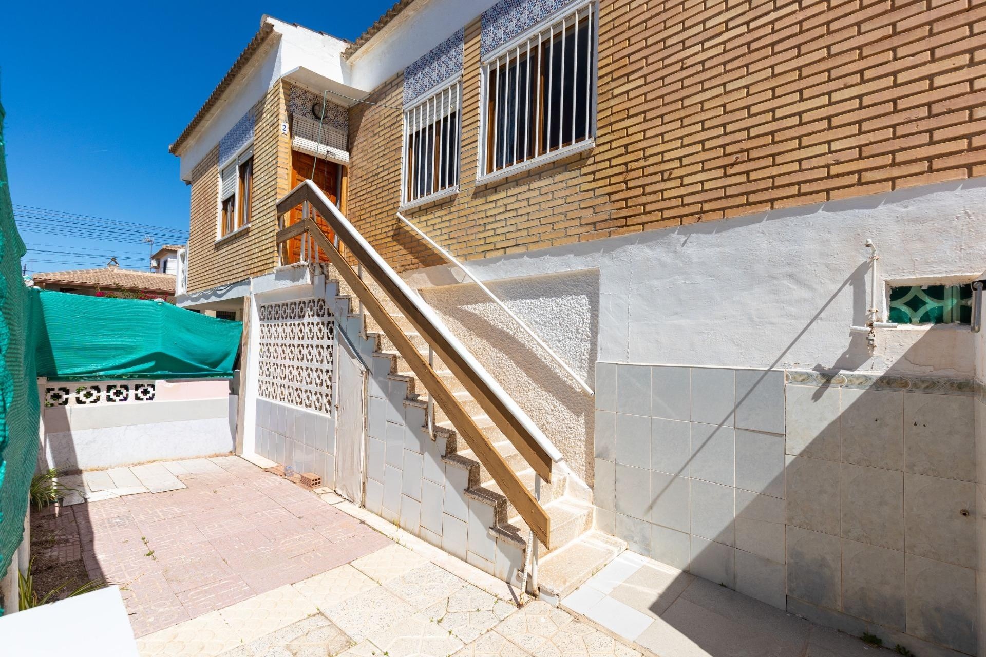 Sprzedaż - Apartament / Mieszkanie -
Torrevieja - Los Europeos