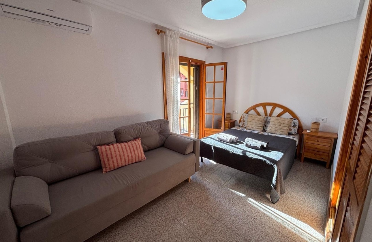 Sprzedaż - Apartament / Mieszkanie -
Torrevieja - Los Frutales