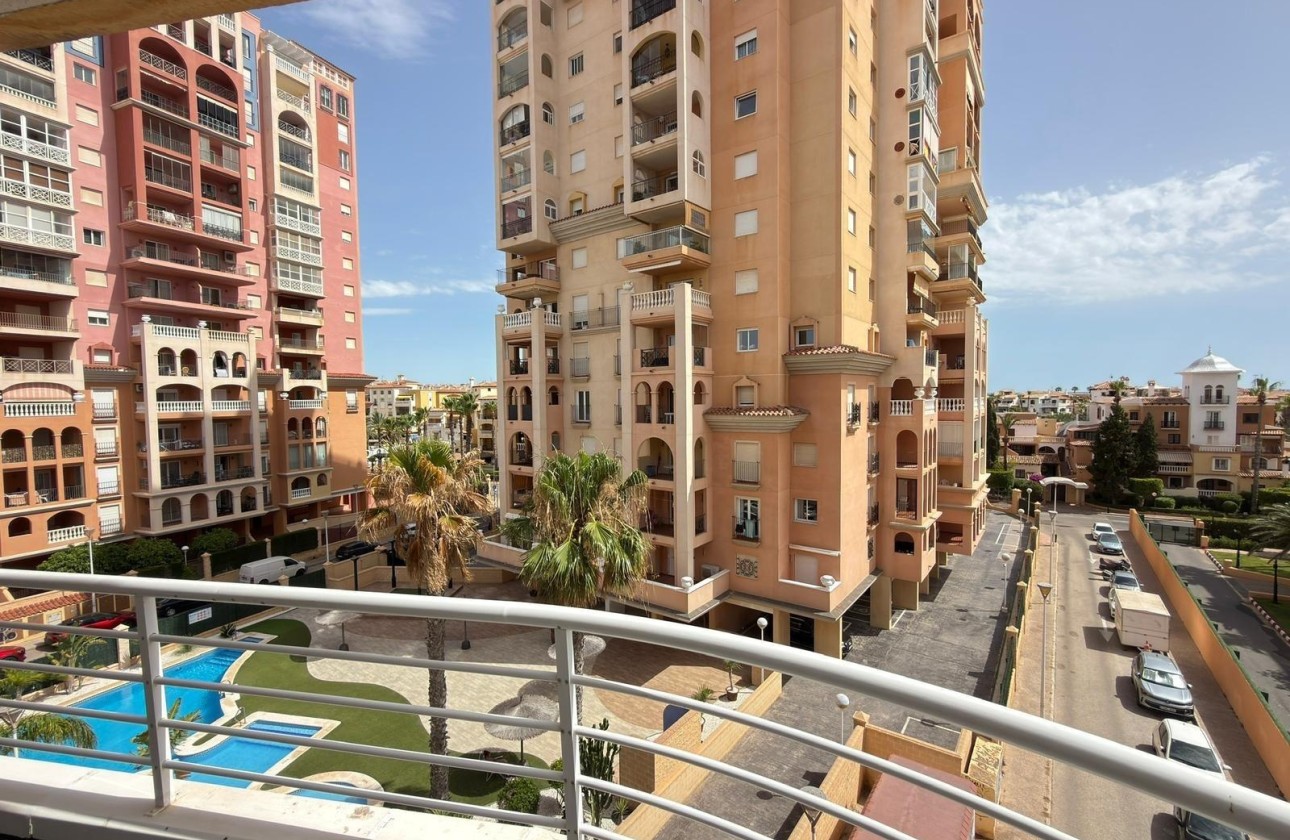 Sprzedaż - Apartament / Mieszkanie -
Torrevieja - Los Frutales