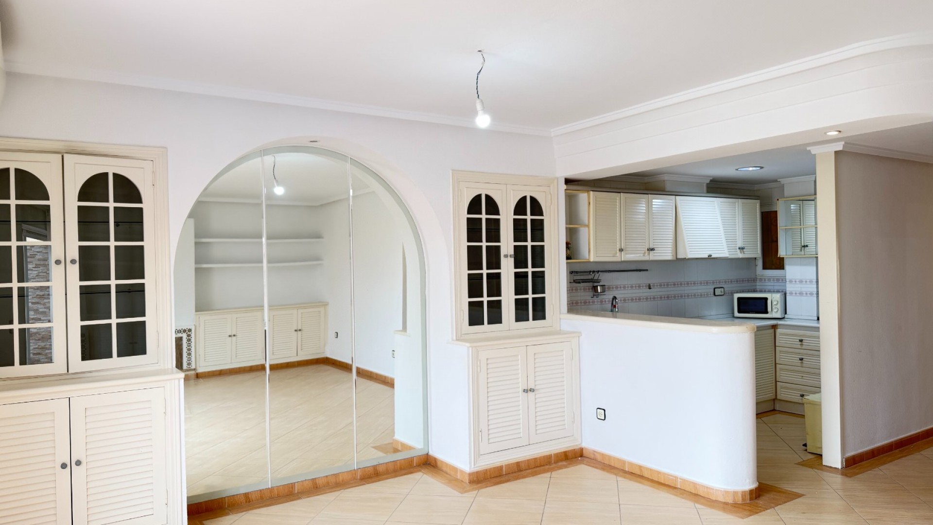 Sprzedaż - Apartament mieszkanie -
Torrevieja - Los Locos