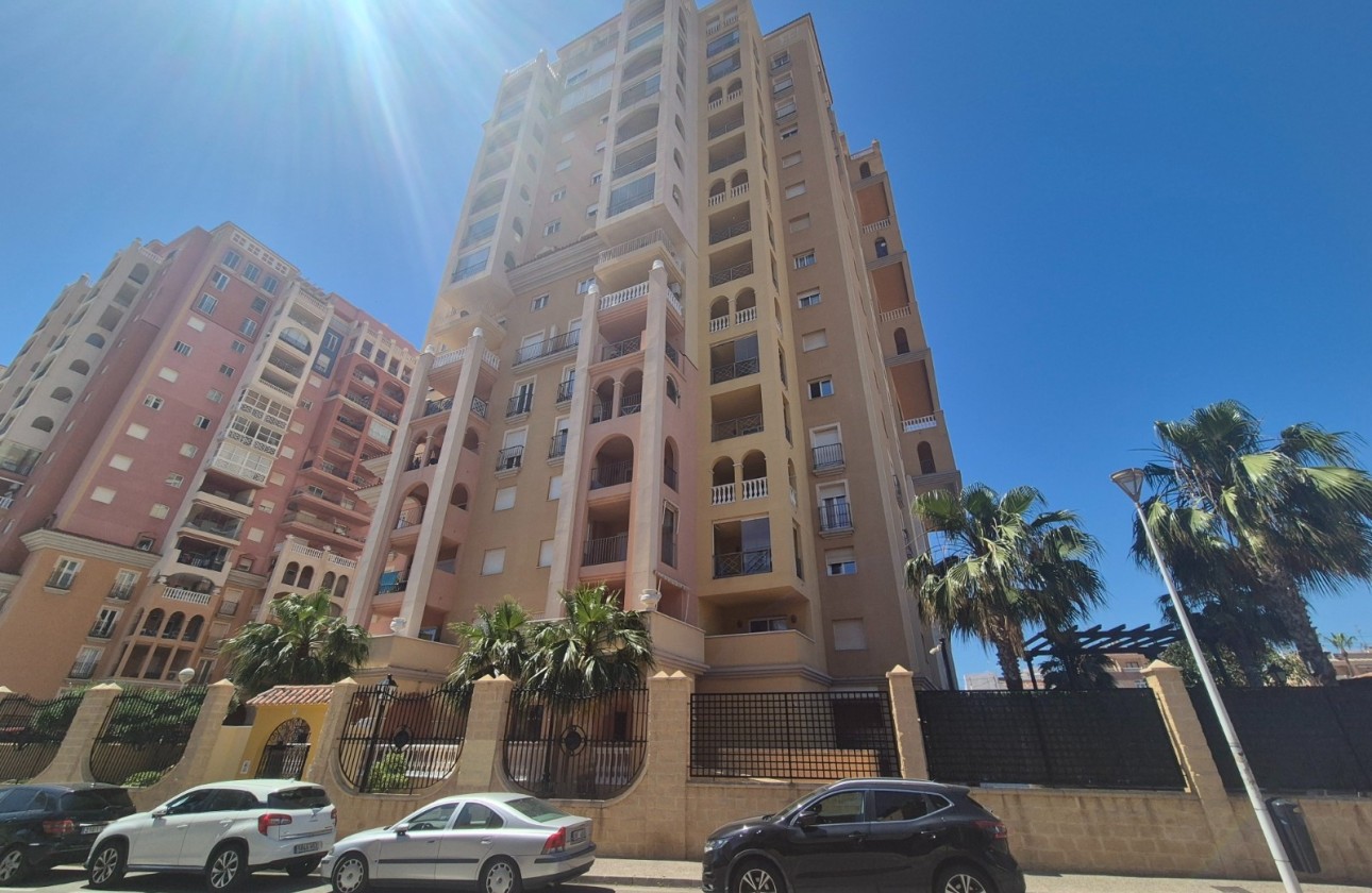 Sprzedaż - Apartament / Mieszkanie -
Torrevieja - Los Locos