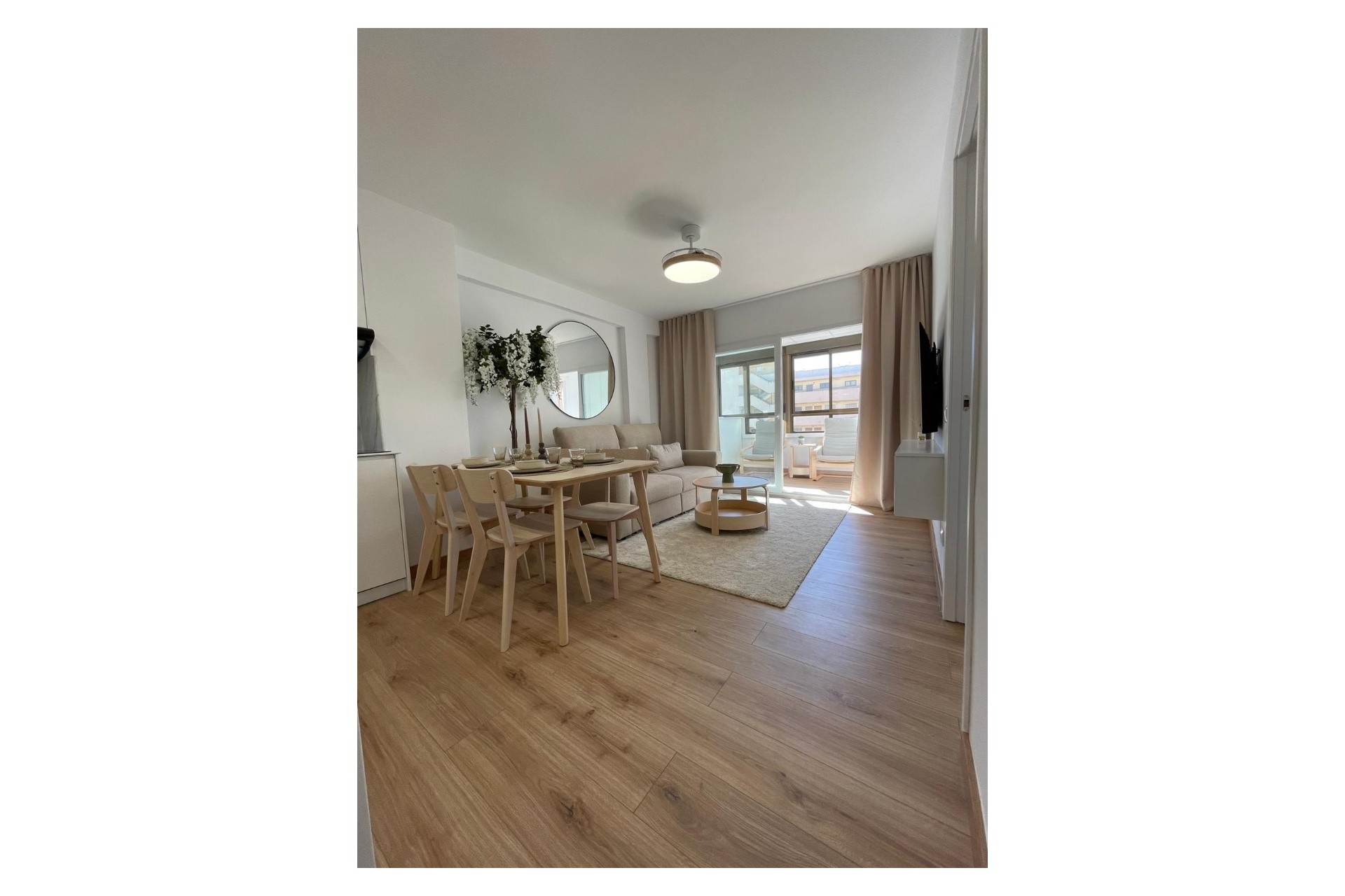 Sprzedaż - Apartament mieszkanie -
Torrevieja - Miramar - Torre Del Moro