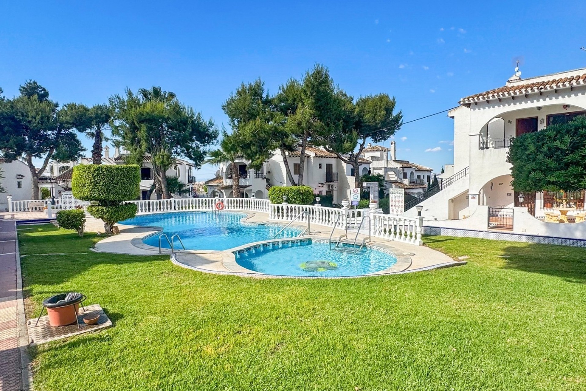 Sprzedaż - Apartament / Mieszkanie -
Torrevieja - Nueva Torrevieja - Aguas Nuevas