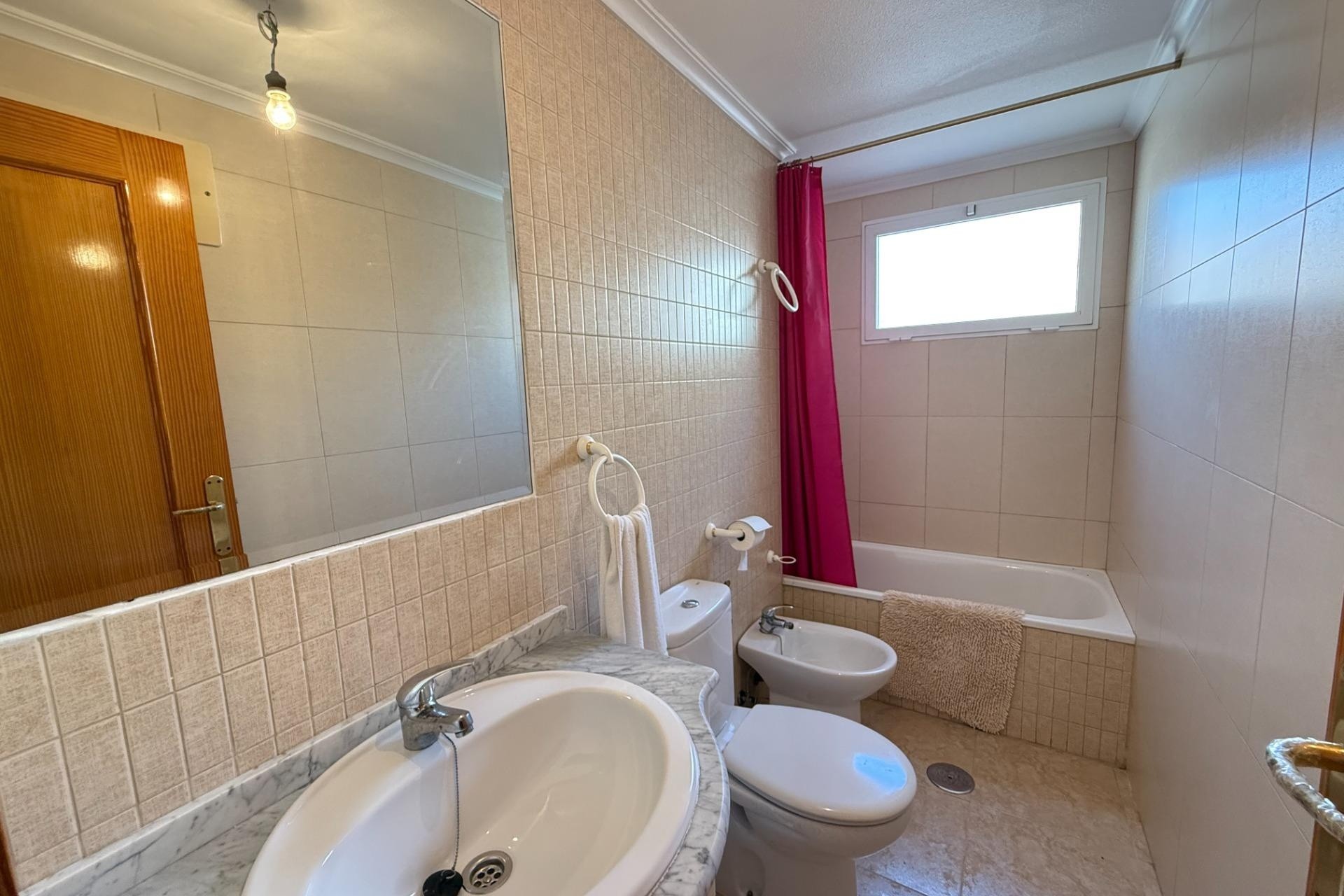 Sprzedaż - Apartament / Mieszkanie -
Torrevieja - Nueva Torrevieja