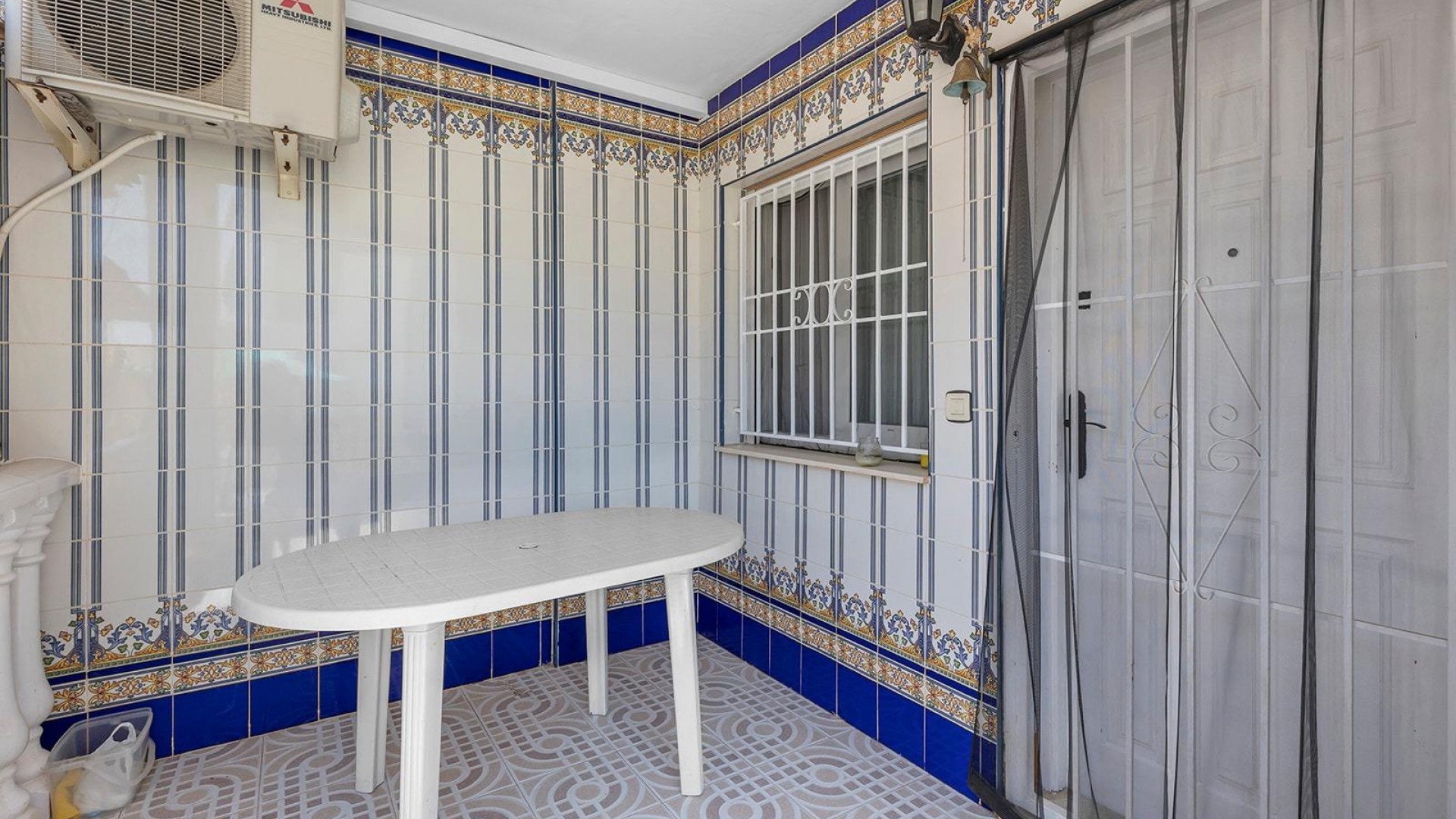 Sprzedaż - Apartament mieszkanie -
Torrevieja - Parque de las Naciones