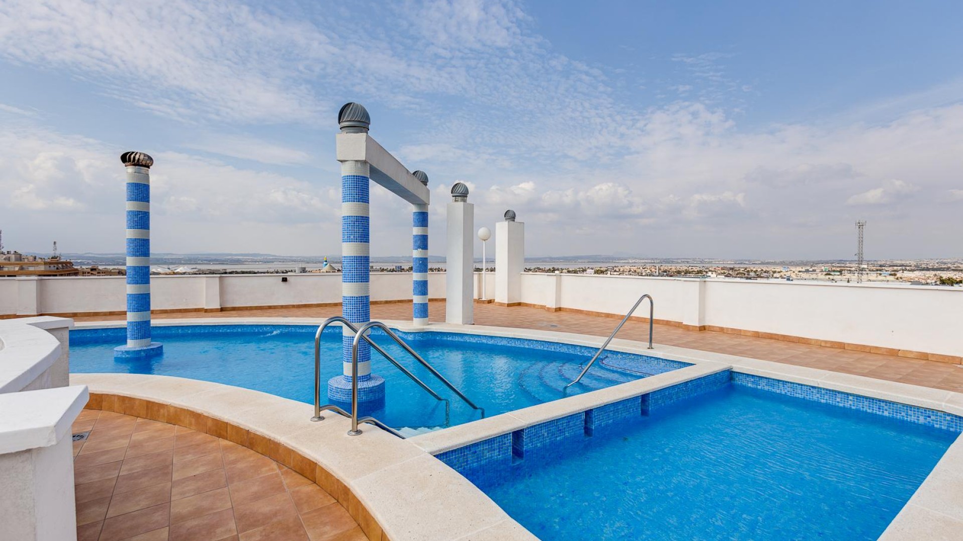 Sprzedaż - Apartament mieszkanie -
Torrevieja - Parque de las Naciones