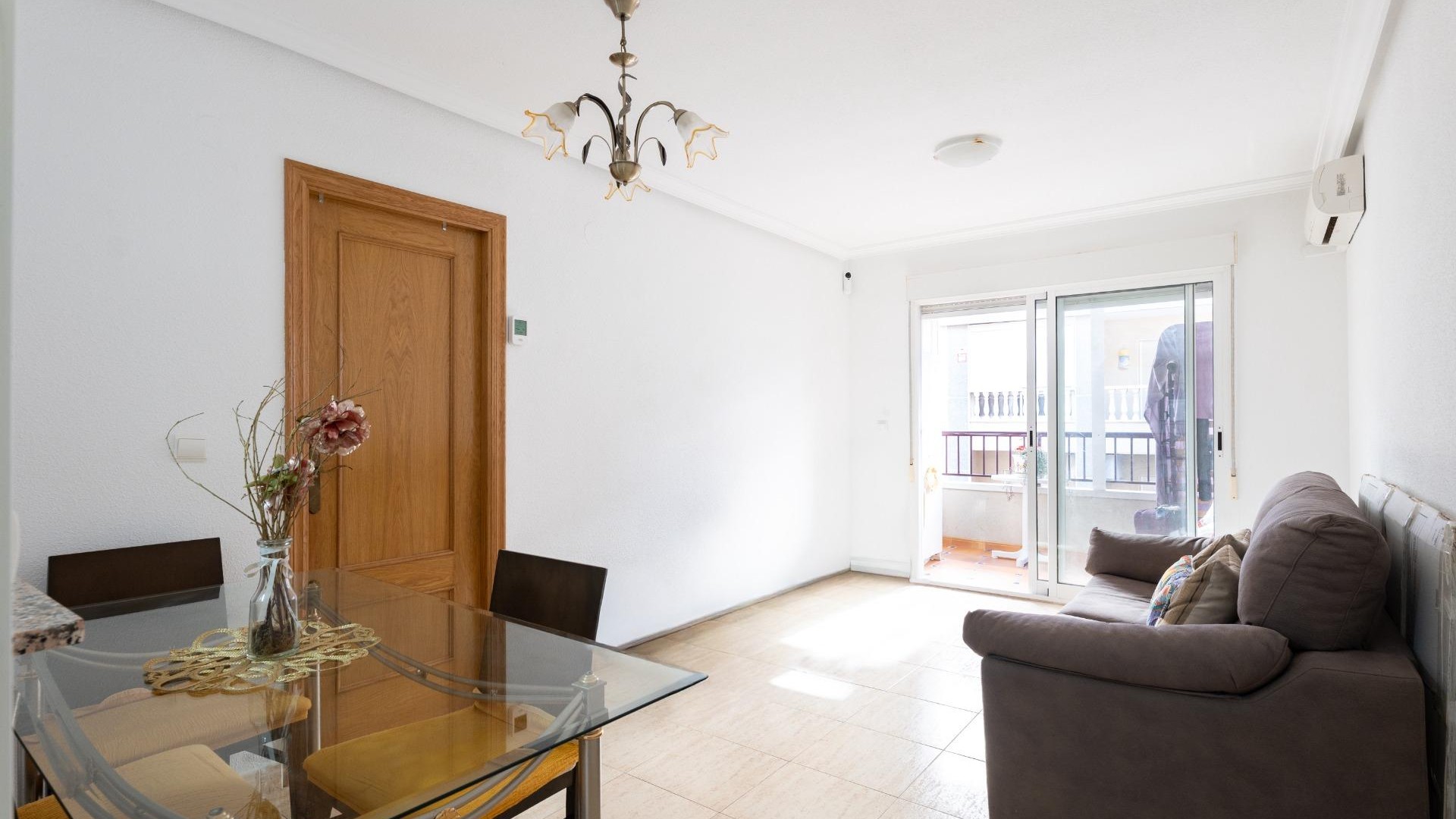 Sprzedaż - Apartament mieszkanie -
Torrevieja - Parque de las Naciones