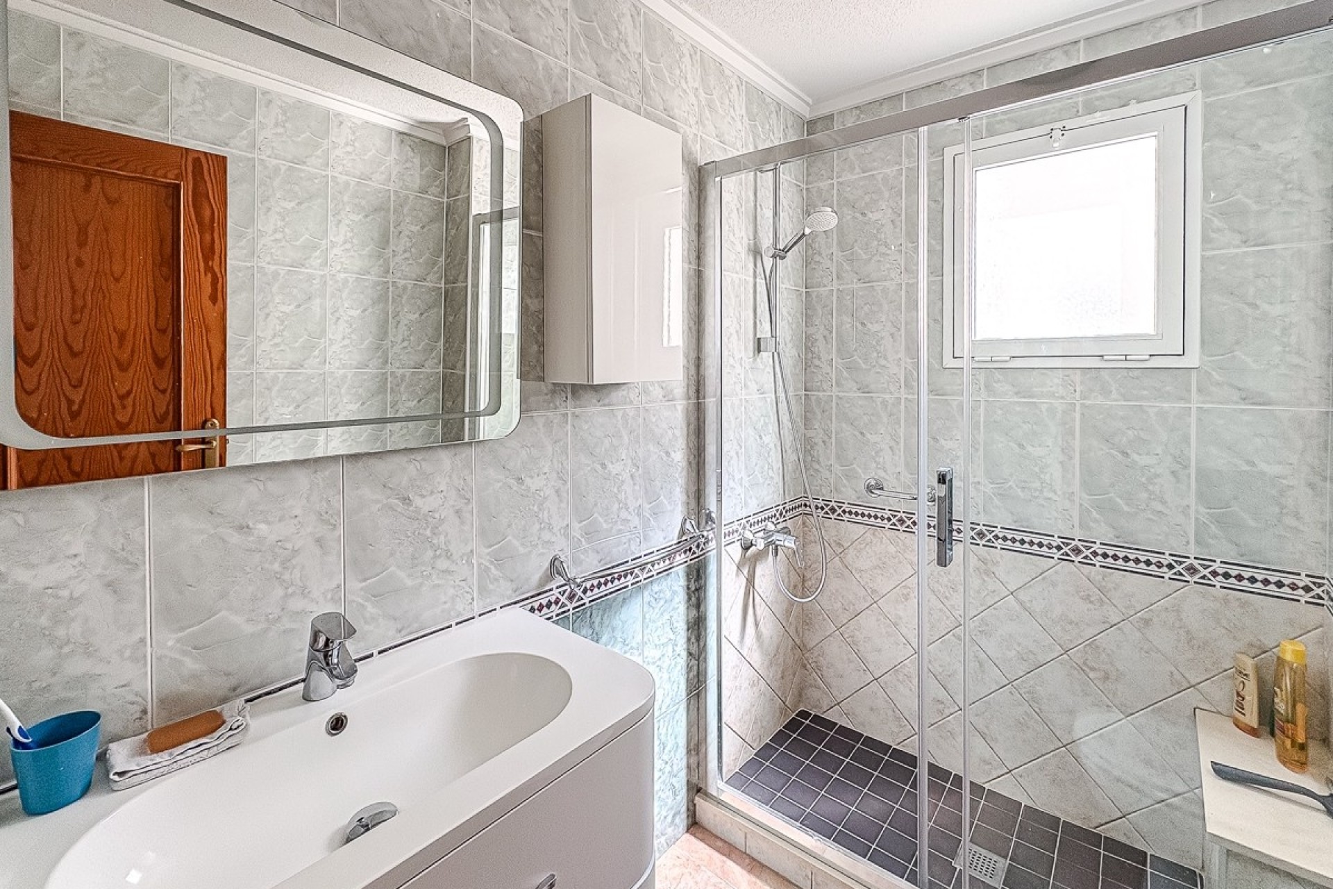 Sprzedaż - Apartament / Mieszkanie -
Torrevieja - Parque de las Naciones