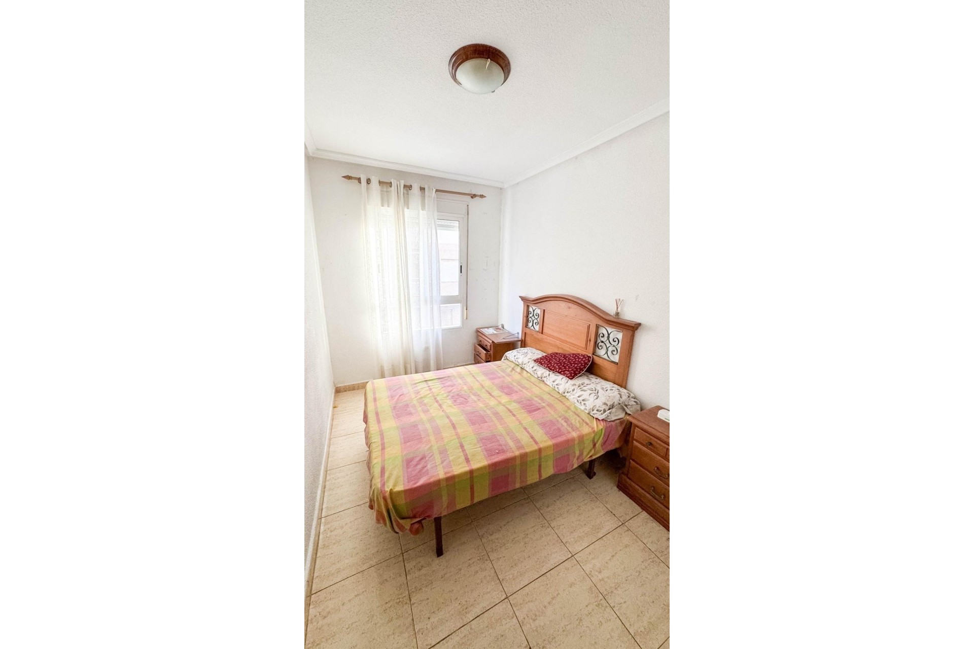 Sprzedaż - Apartament / Mieszkanie -
Torrevieja - Parque de las Naciones