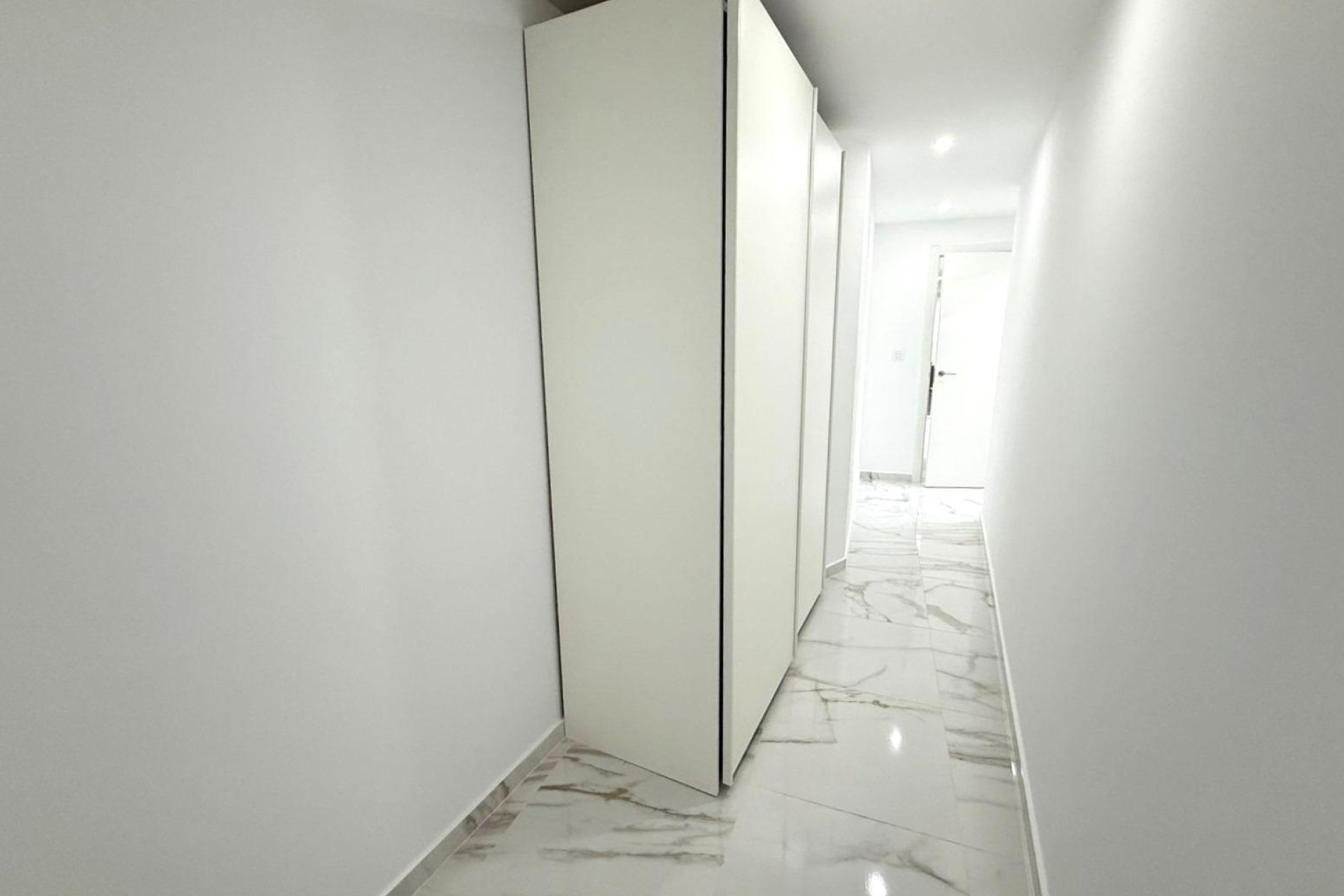 Sprzedaż - Apartament / Mieszkanie -
Torrevieja - Parque de las Naciones