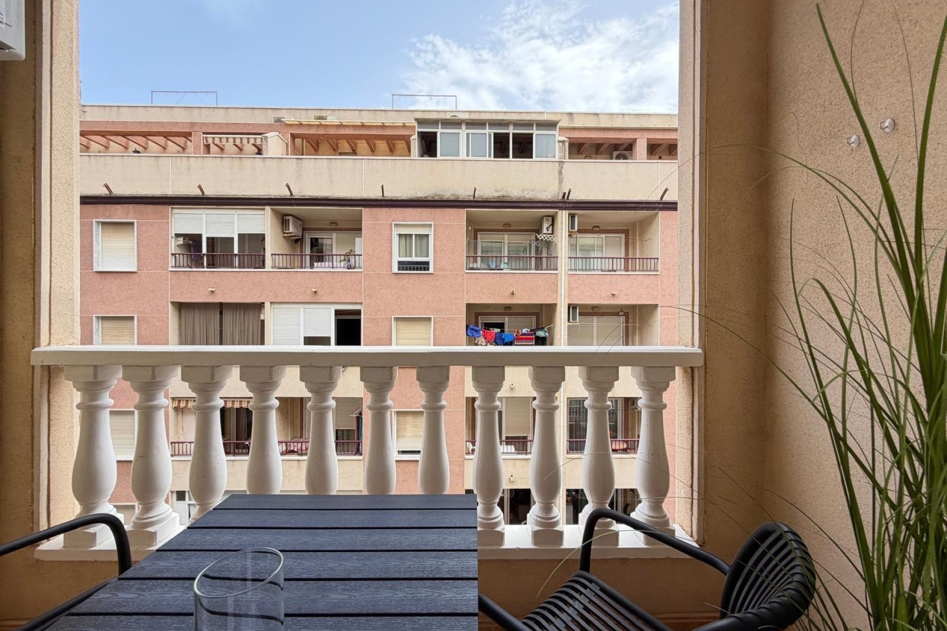 Sprzedaż - Apartament / Mieszkanie -
Torrevieja - Parque de las Naciones
