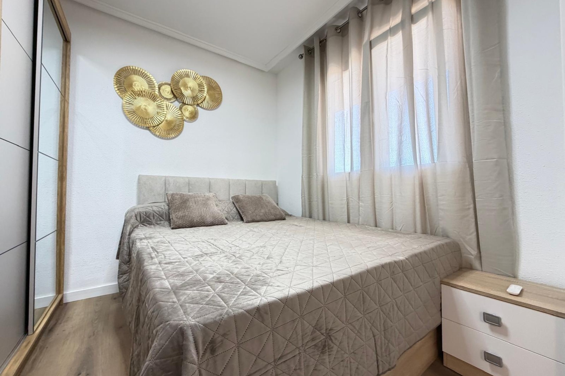 Sprzedaż - Apartament / Mieszkanie -
Torrevieja - Parque de las Naciones