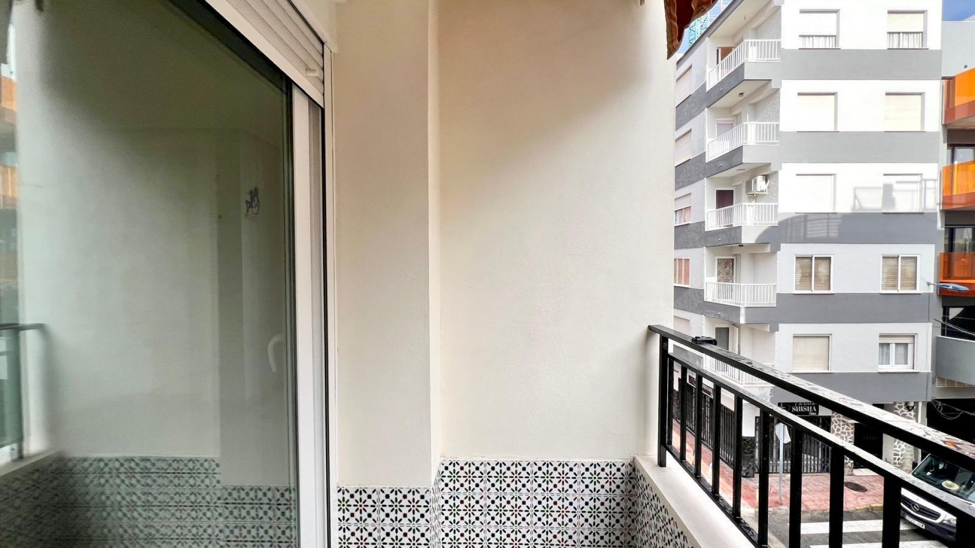 Sprzedaż - Apartament mieszkanie -
Torrevieja - Paseo maritimo