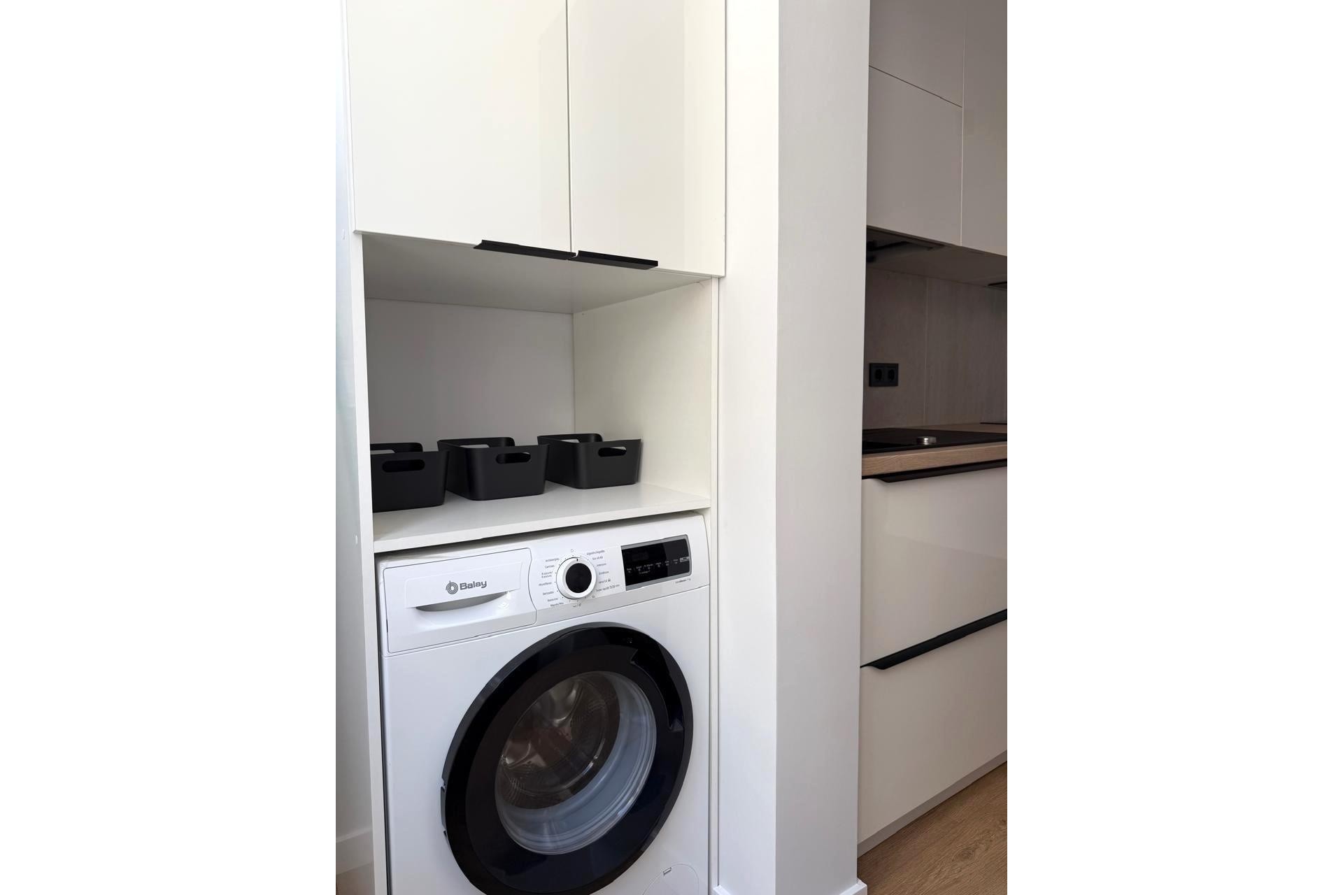 Sprzedaż - Apartament / Mieszkanie -
Torrevieja - Paseo maritimo