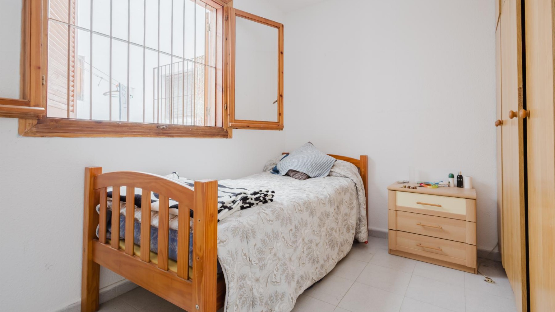 Sprzedaż - Apartament mieszkanie -
Torrevieja - Playa de La Acequion