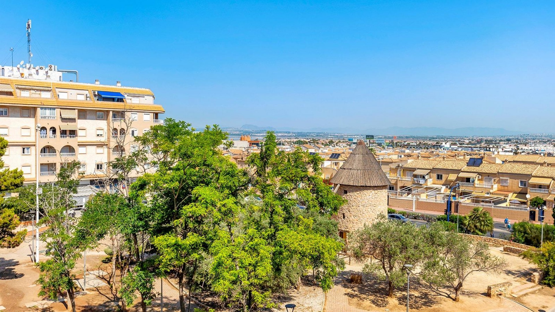 Sprzedaż - Apartament mieszkanie -
Torrevieja - Playa de los locos