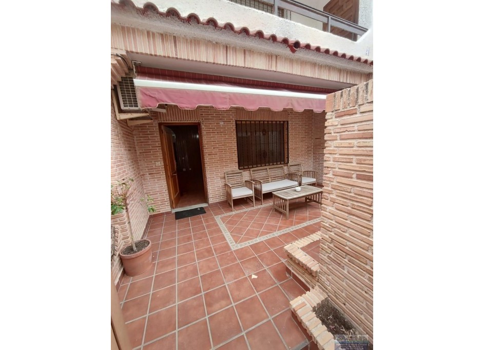 Sprzedaż - Apartament mieszkanie -
Torrevieja - Playa de los Locos