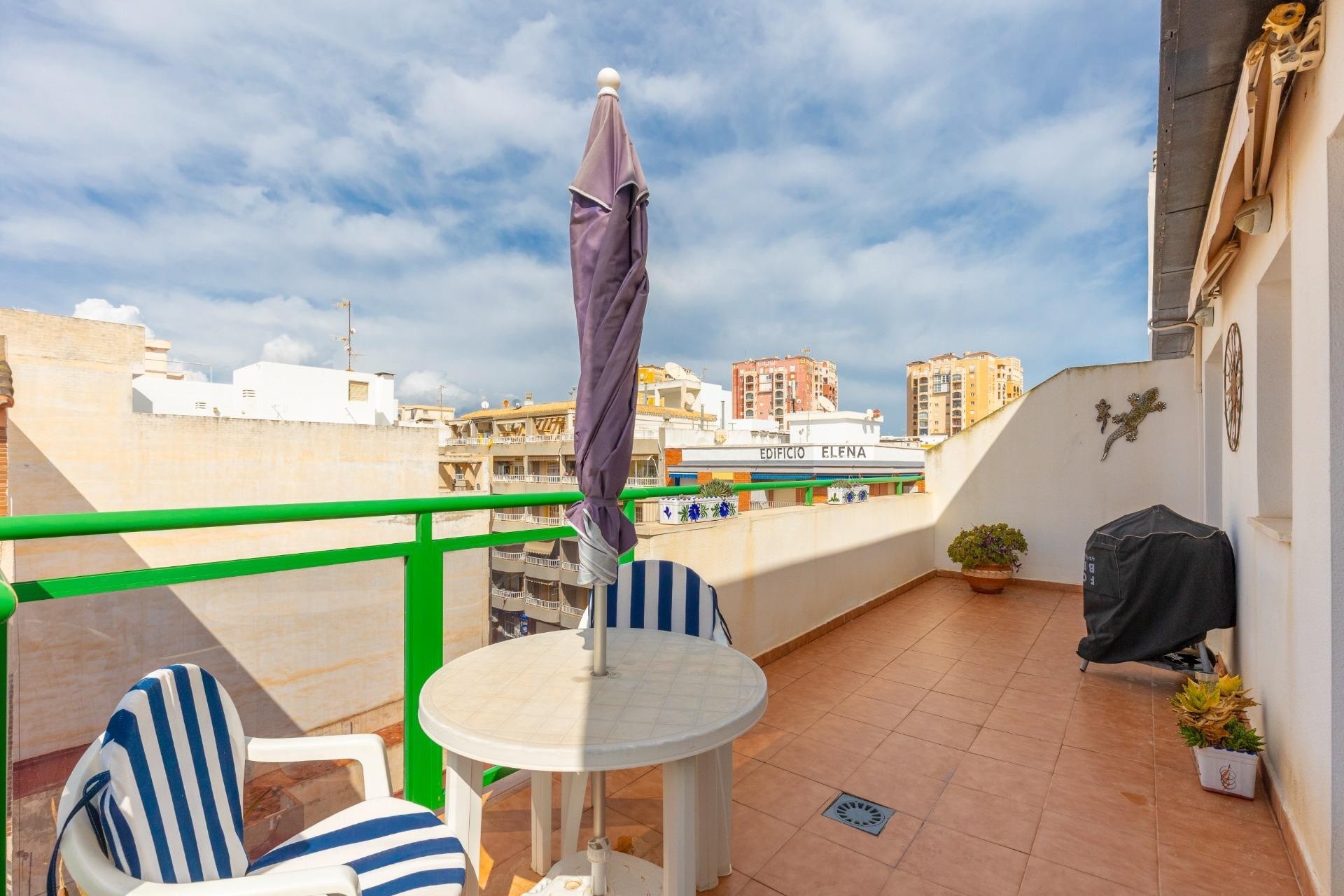 Sprzedaż - Apartament mieszkanie -
Torrevieja - Playa de los Locos