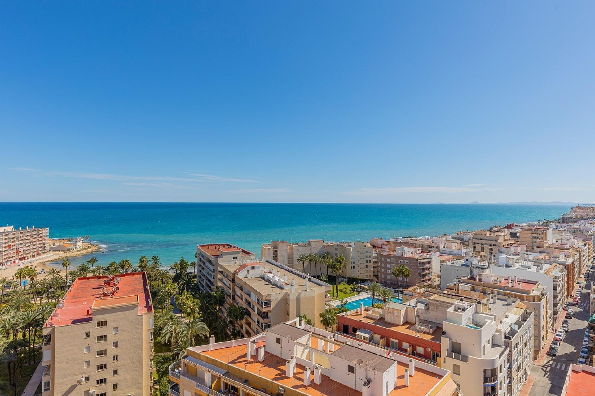 Sprzedaż - Apartament / Mieszkanie -
Torrevieja - Playa de los Locos