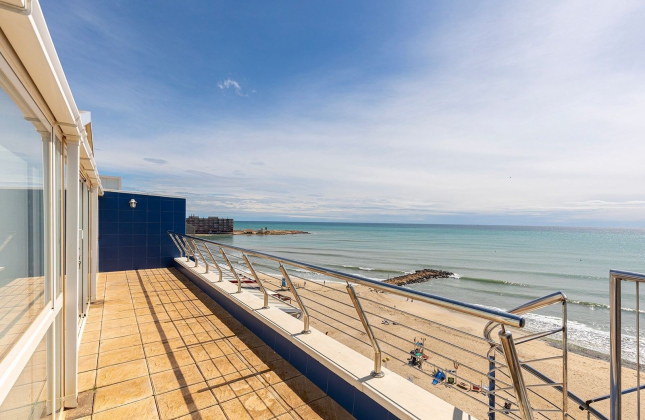 Sprzedaż - Apartament / Mieszkanie -
Torrevieja - Playa de los Locos