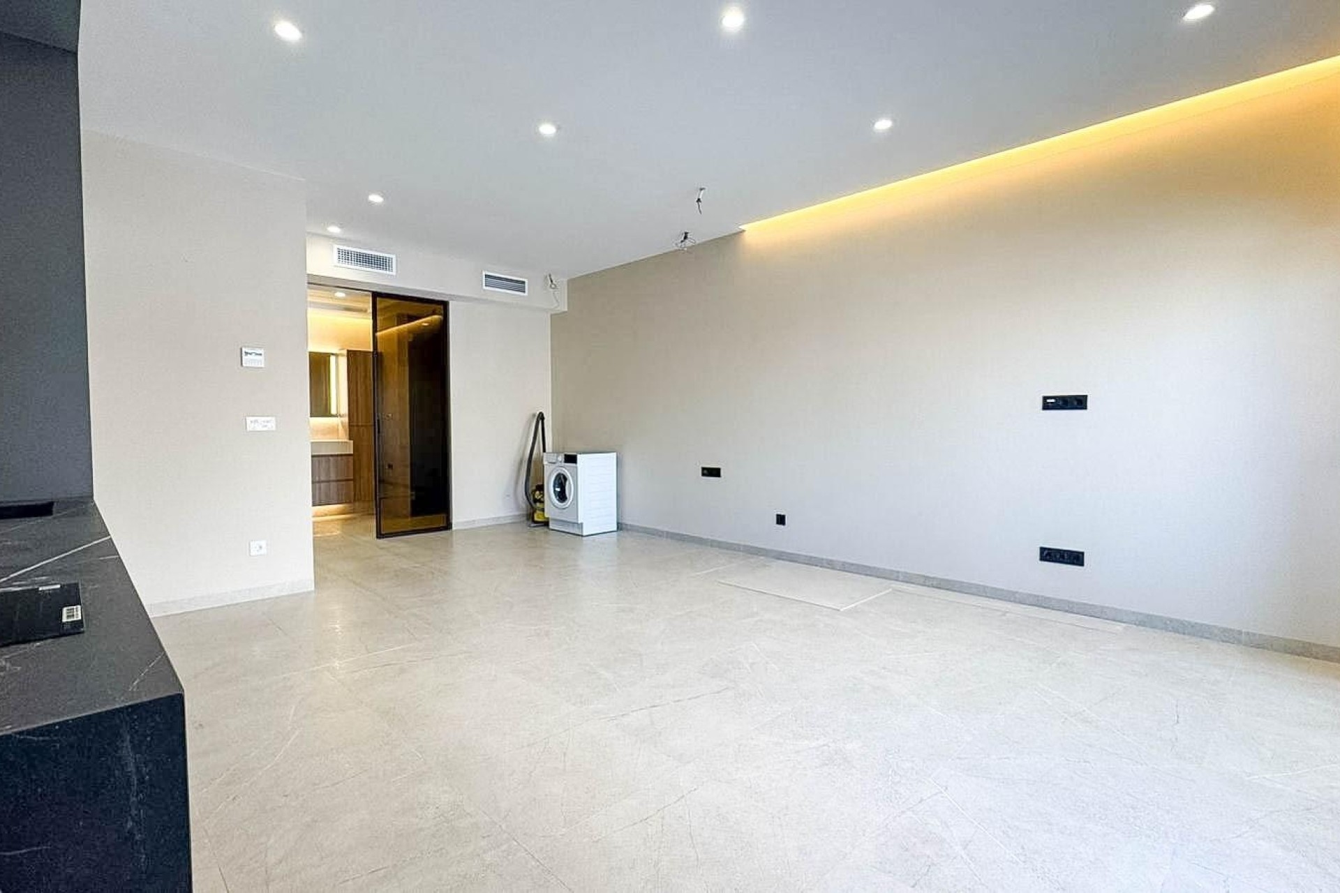 Sprzedaż - Apartament / Mieszkanie -
Torrevieja - Playa de los Locos