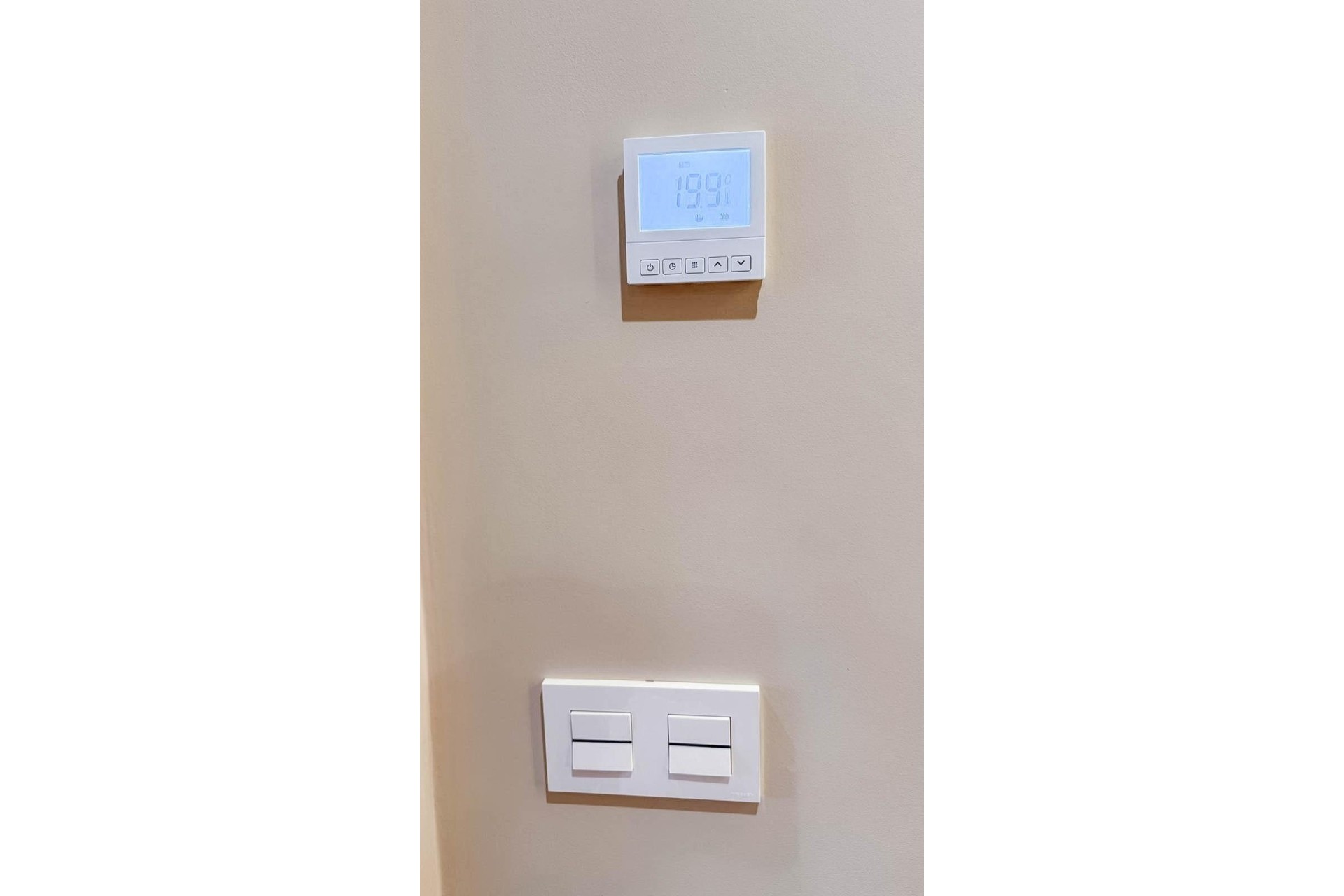 Sprzedaż - Apartament / Mieszkanie -
Torrevieja - Playa de los Locos
