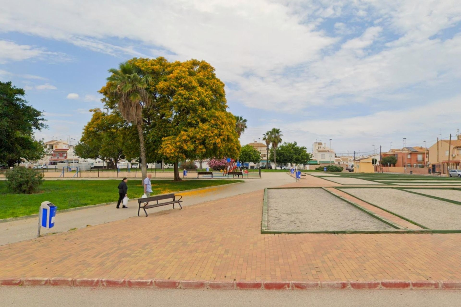 Sprzedaż - Apartament / Mieszkanie -
Torrevieja - Playa de los Locos