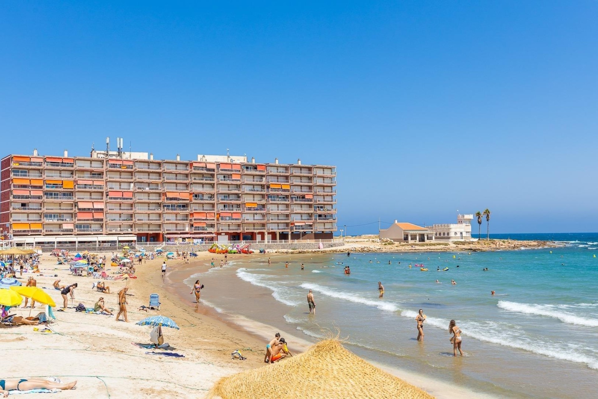 Sprzedaż - Apartament / Mieszkanie -
Torrevieja - Playa de los Locos
