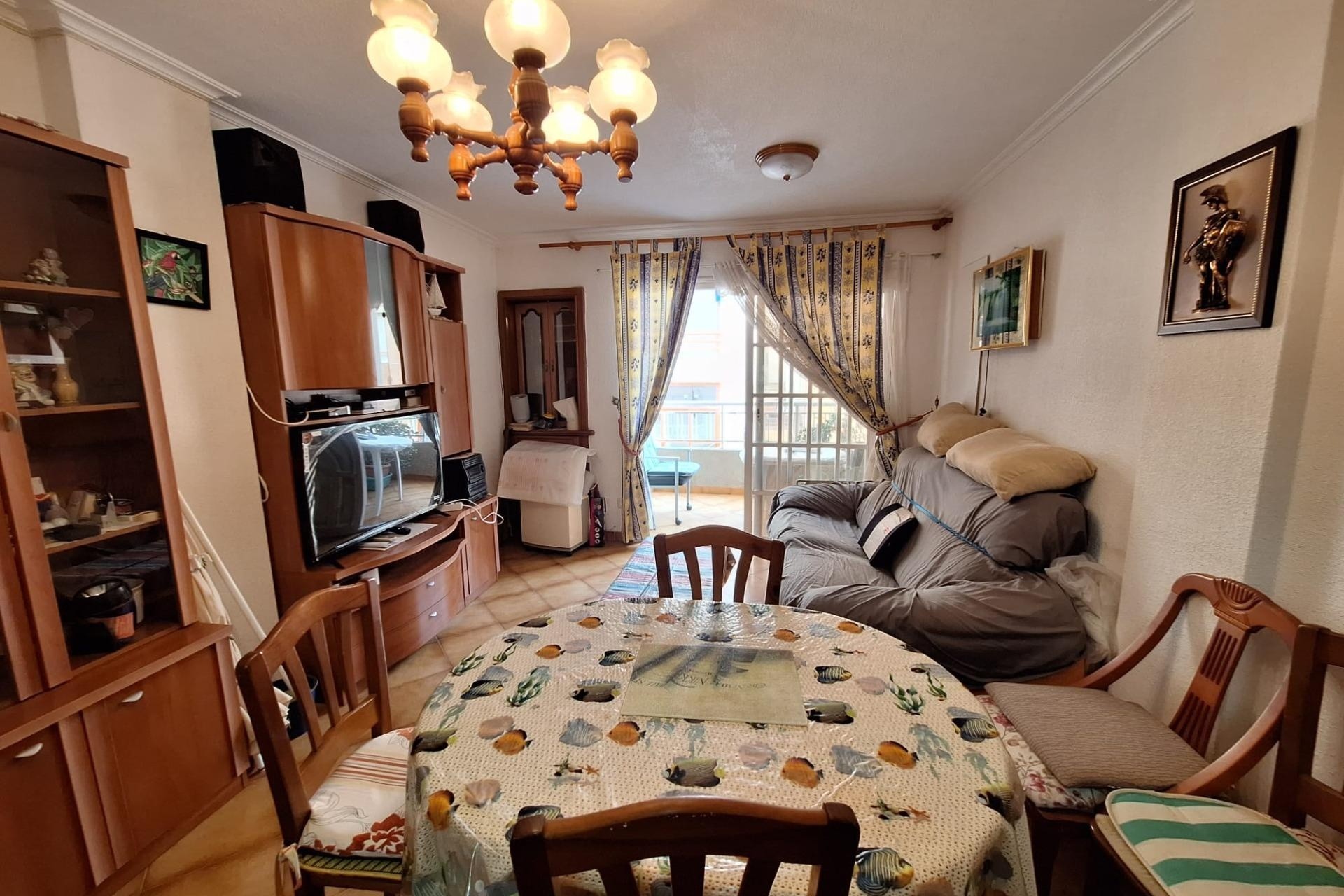 Sprzedaż - Apartament / Mieszkanie -
Torrevieja - Playa de los Locos