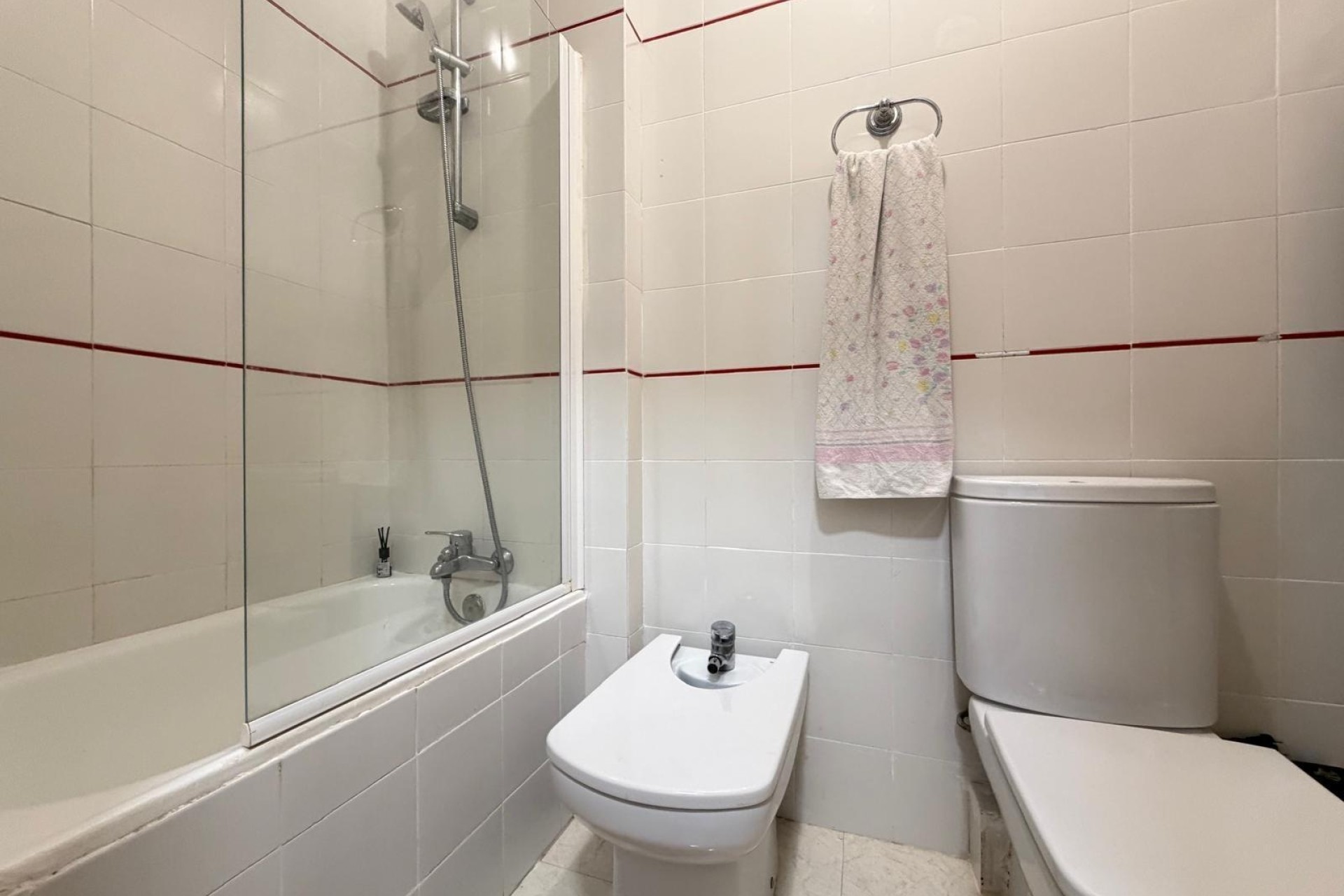 Sprzedaż - Apartament / Mieszkanie -
Torrevieja - Playa de los Locos
