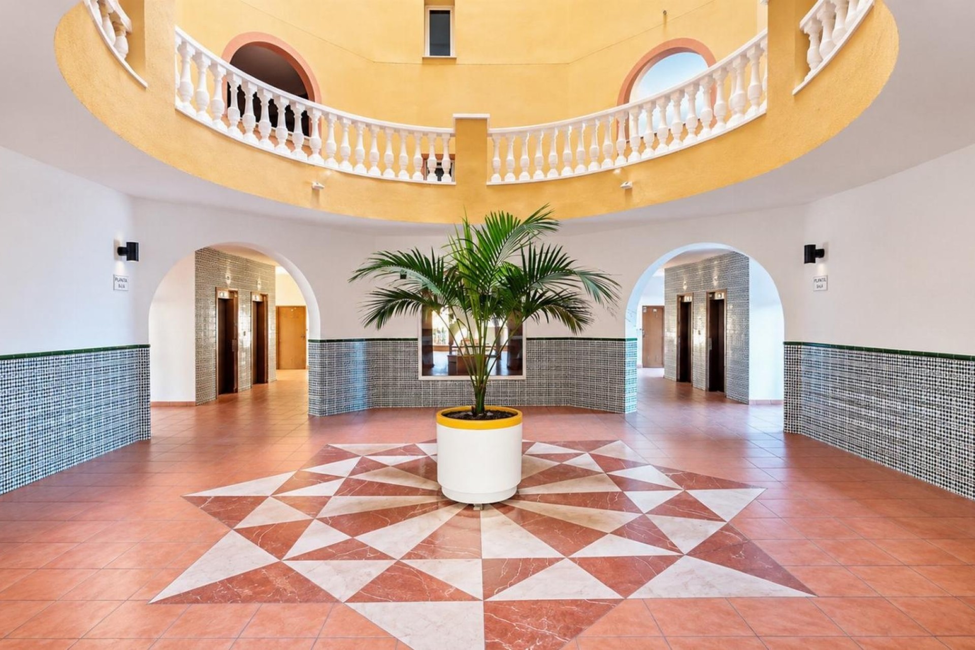 Sprzedaż - Apartament / Mieszkanie -
Torrevieja - Playa de los Locos