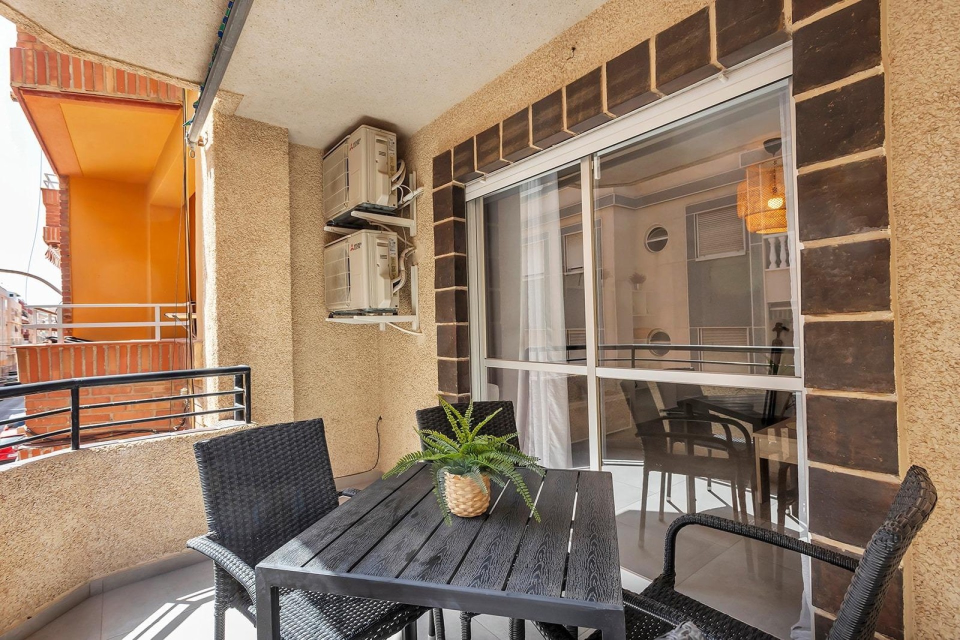 Sprzedaż - Apartament / Mieszkanie -
Torrevieja - Playa de los Locos